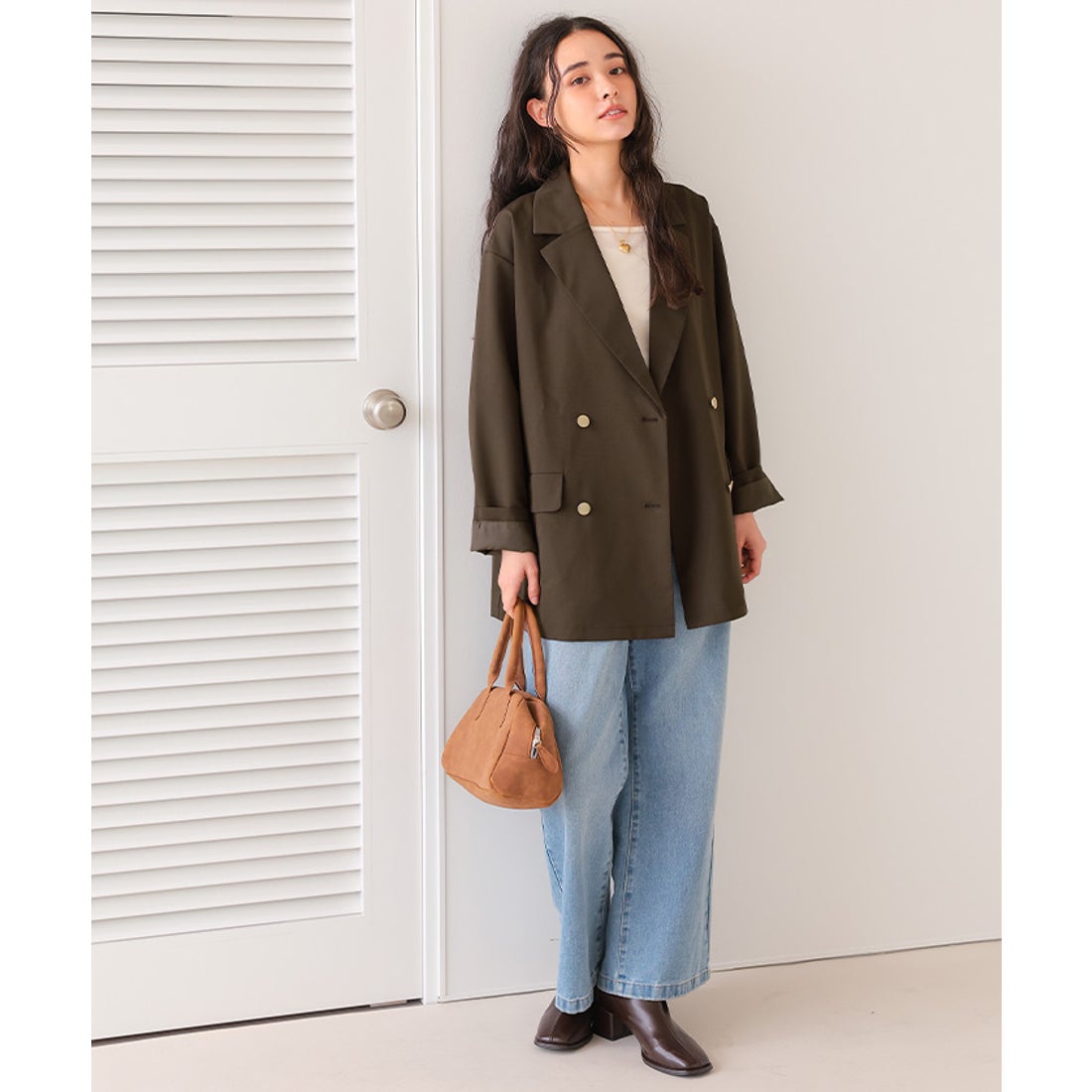 ティティベイト titivate ゴールド釦ダブルテーラードジャケット