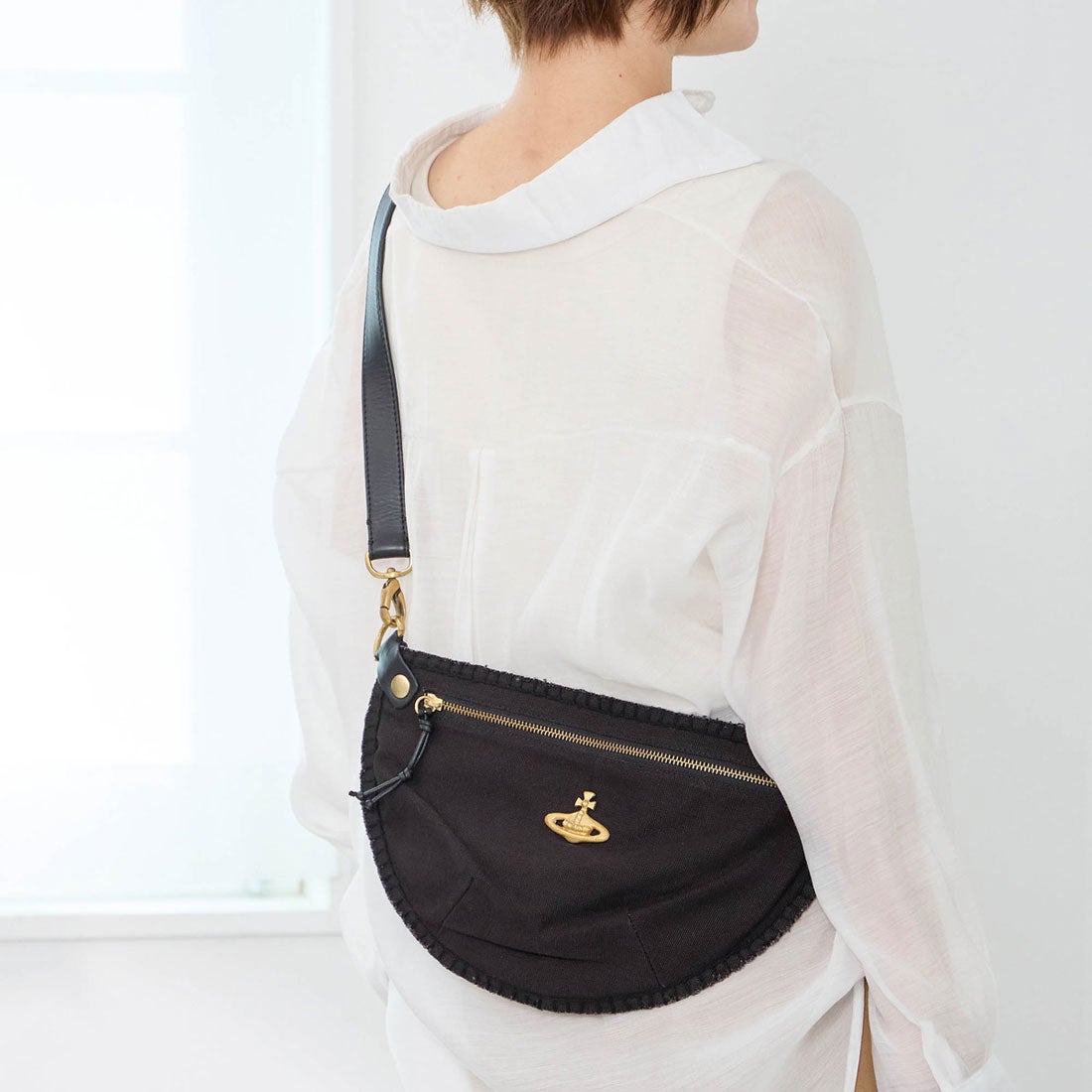 ヴィヴィアン ウエストウッド Vivienne Westwood ショルダーバッグ