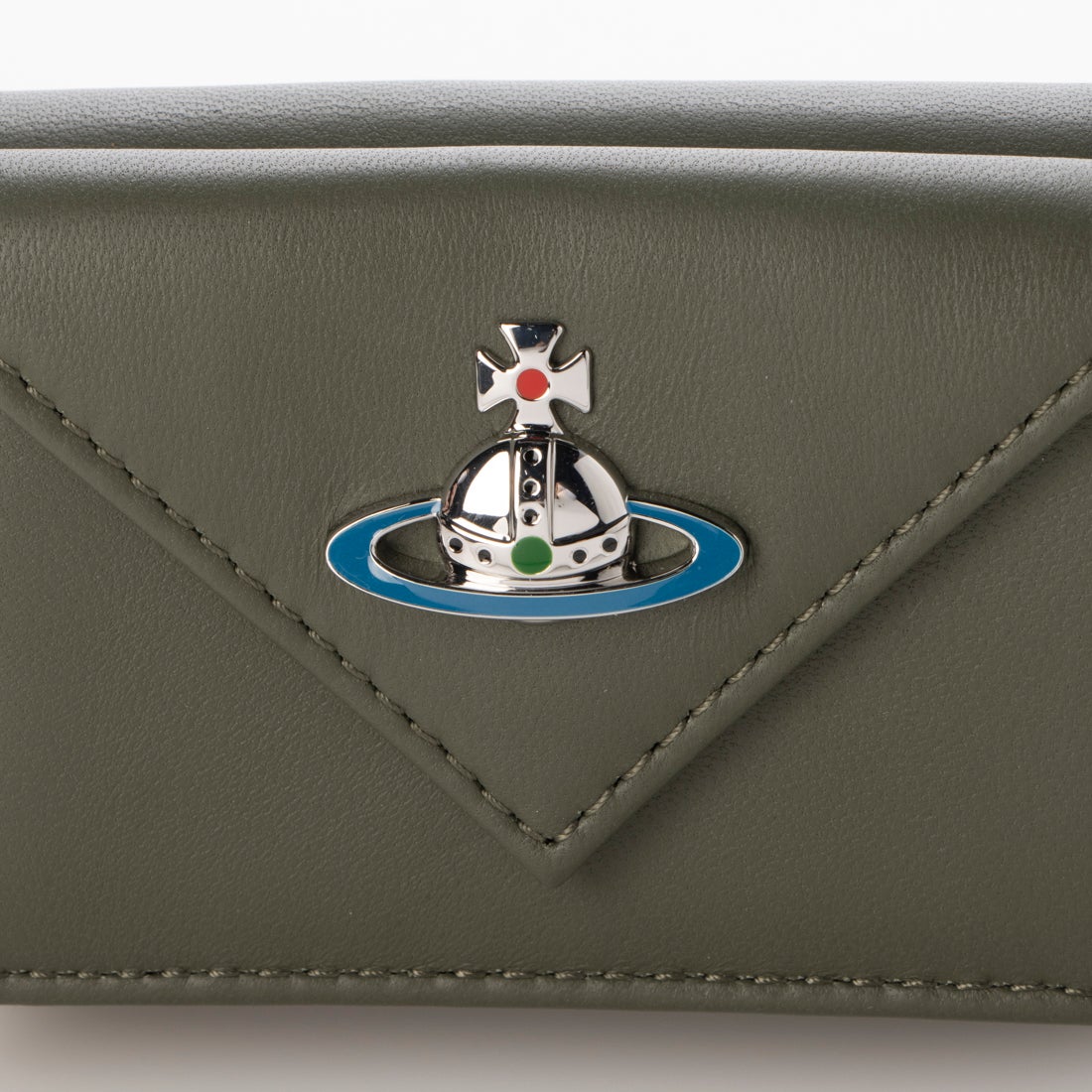 ヴィヴィアン ウエストウッド Vivienne Westwood 財布 （カーキ