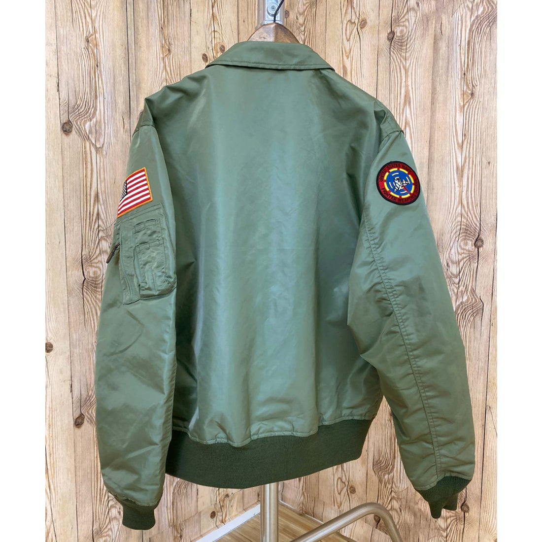 AMERI VINTAGE OVER VOLUME WAPPEN MA-1