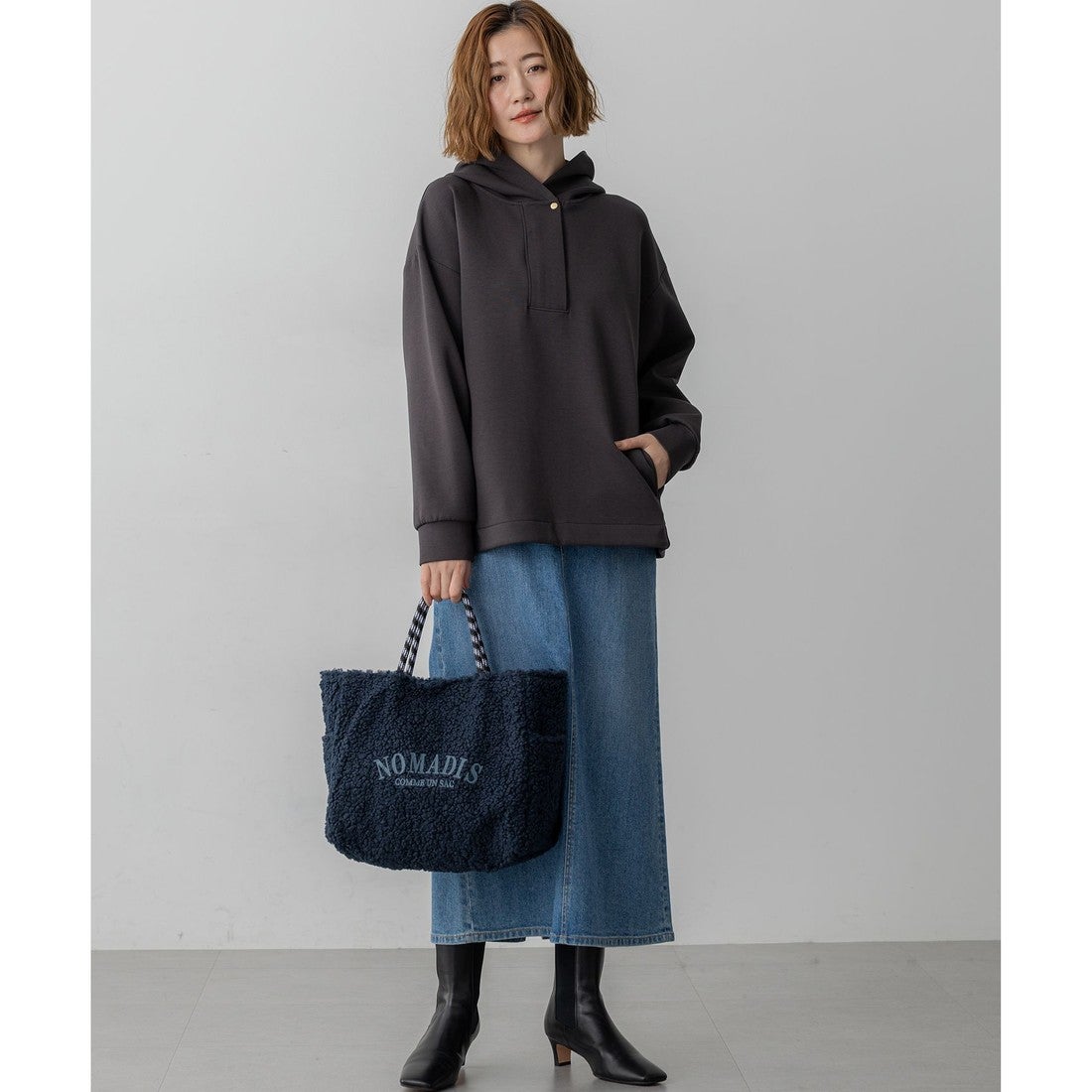 23区 【洗える】コットンエアーダンボール ドロスト フーディー