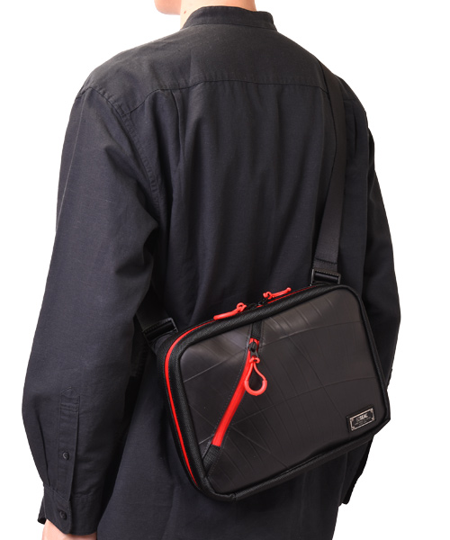 オーガナイザーショルダーバッグ MAX | 日本職人が作るメンズ トート