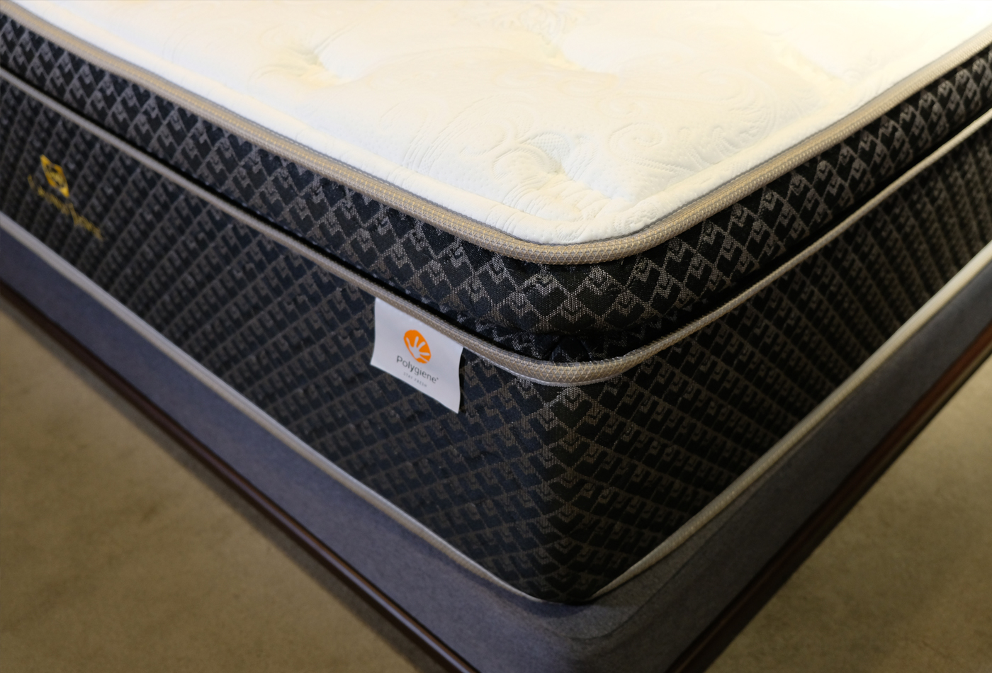 ガーナイトⅣ マットレス | 最高級マットレス・ベッドなら【公式