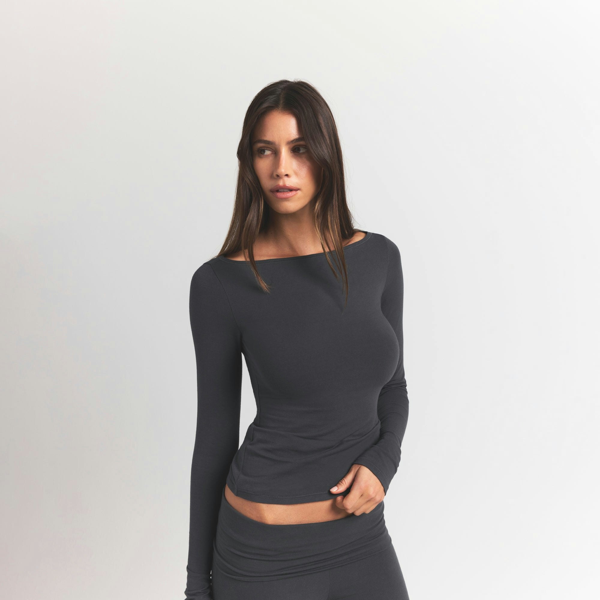 COTTON JERSEY LONG SLEEVE BOATNECK TOP | ASH | SKIMS