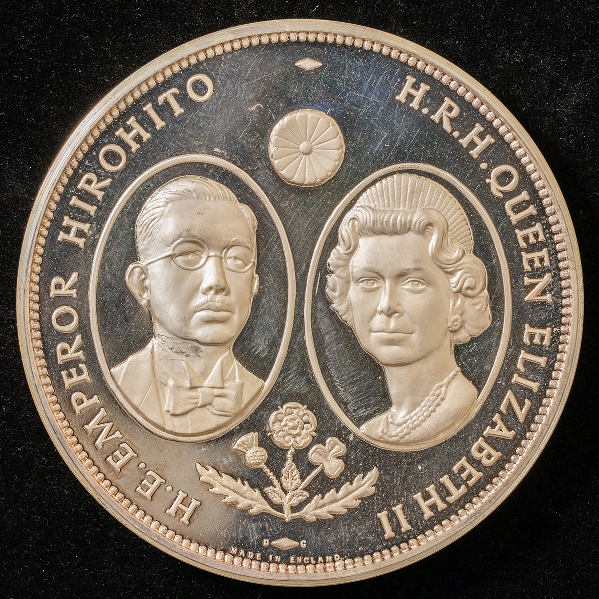 貨幣博物館 | 昭和天皇・皇后両陛下御外遊記念メダル（1971年）純銀約