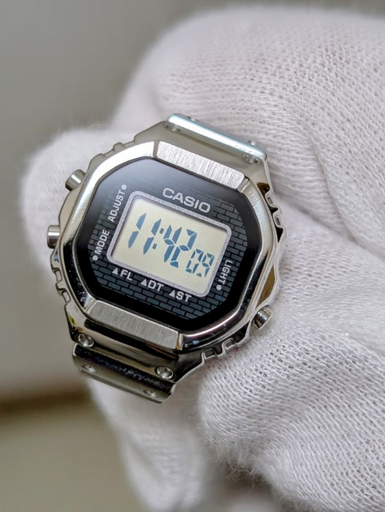 クリプリ【CASIO WATCH CRW-001-1JR】2024 | 欲しいっなかいしうブログ