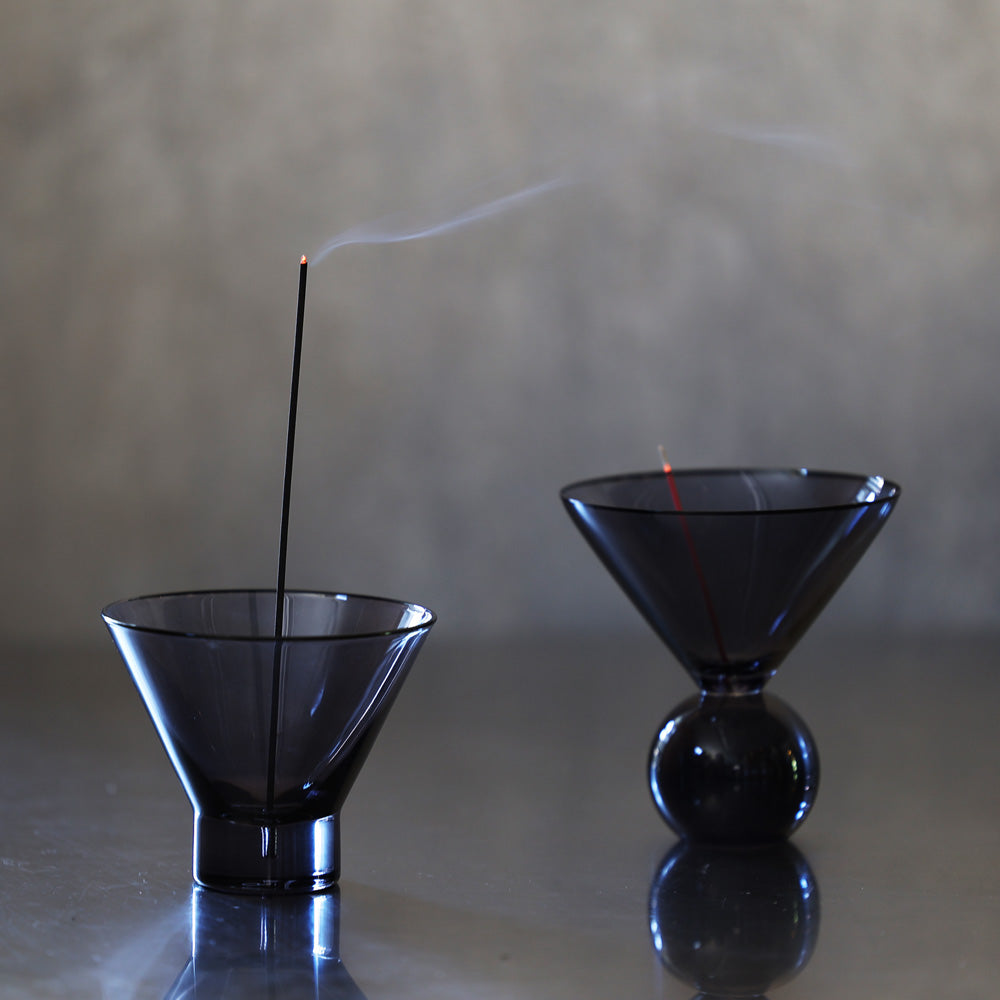 燃え尽きるまでの儚さを優雅な時間にするインセンスホルダー Hazel