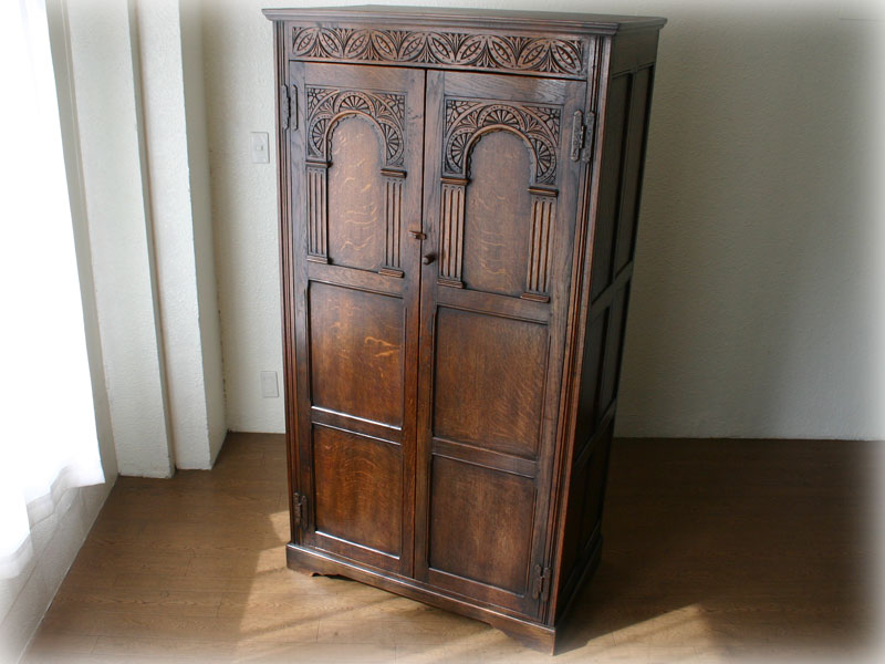 カーブドワードローブ｜アンティーク家具・照明の専門店｜デニム