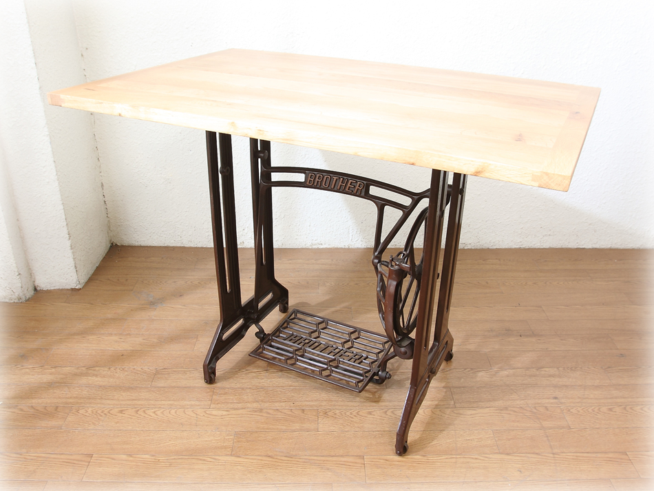 ソリッドオークトップ ブラザーBrother ミシンテーブル｜アンティーク