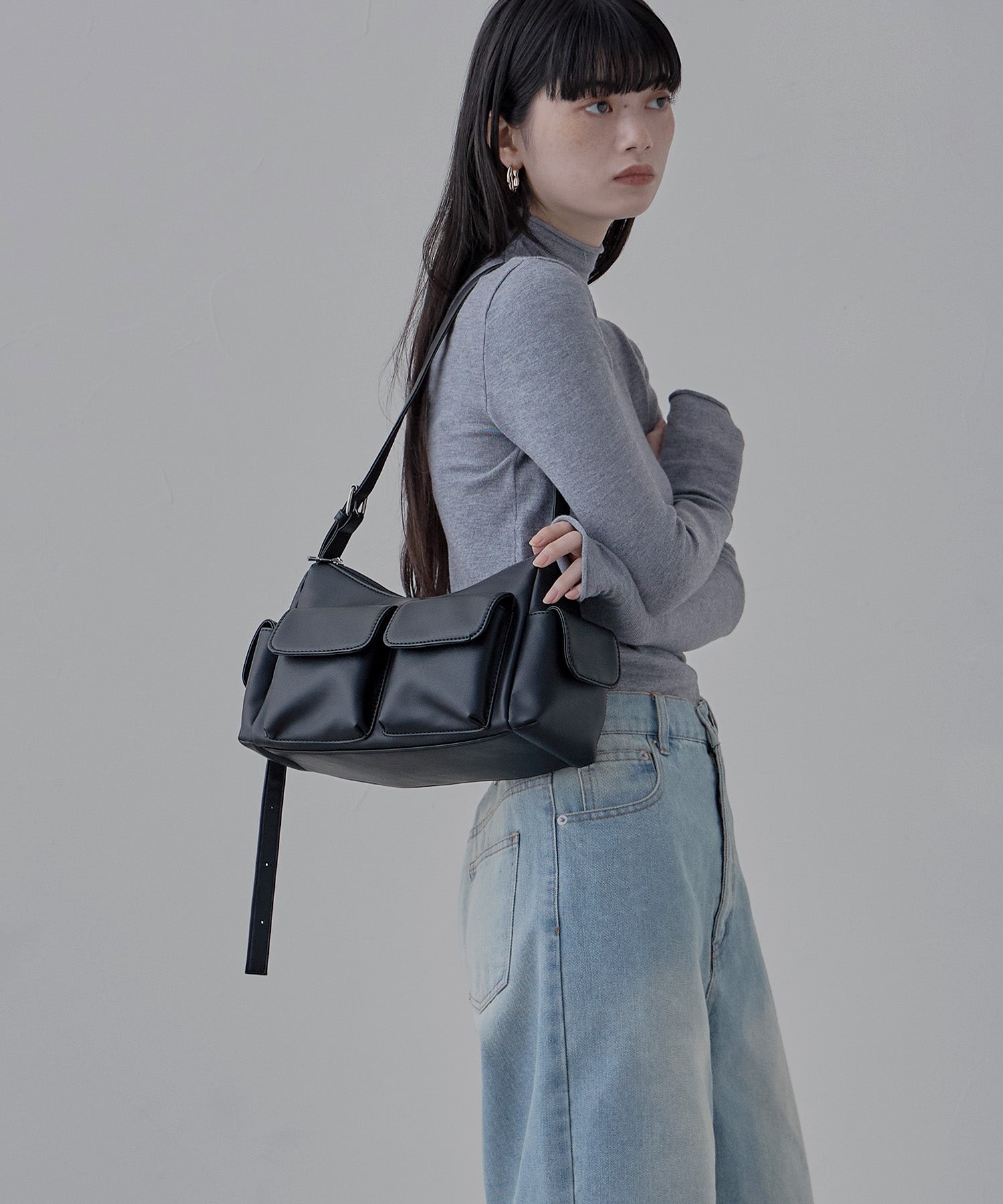 アウトポケットワンハンドルショルダーバッグ｜ショルダーバッグ - etoll.