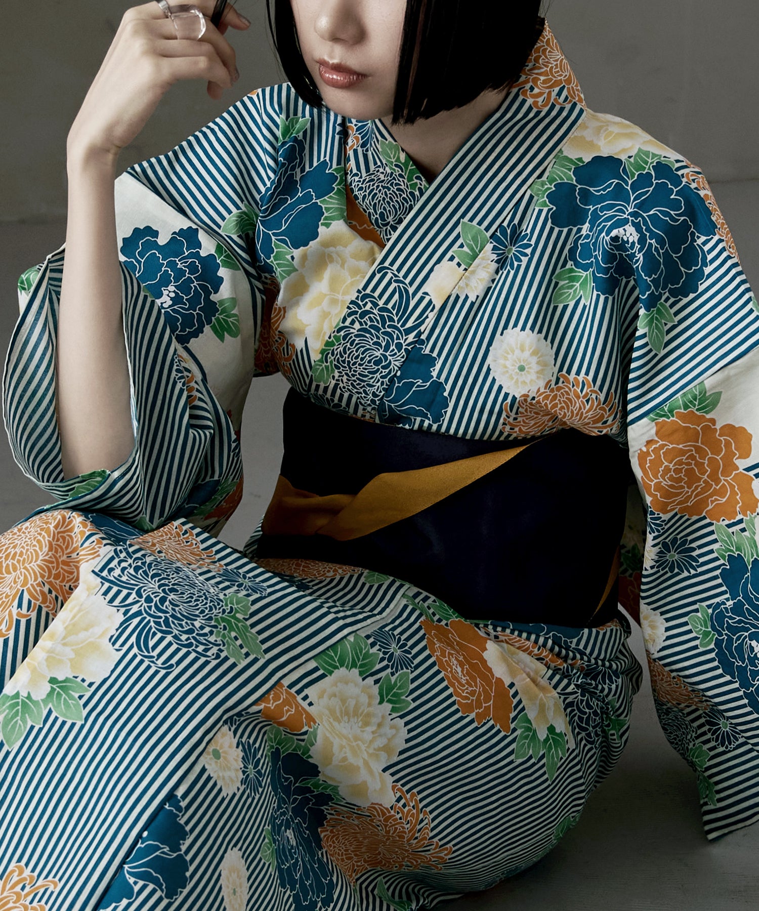 綿仕立て上がり浴衣＋半幅帯 2点セット 牡丹柄に乱菊 染分け縦縞｜浴衣