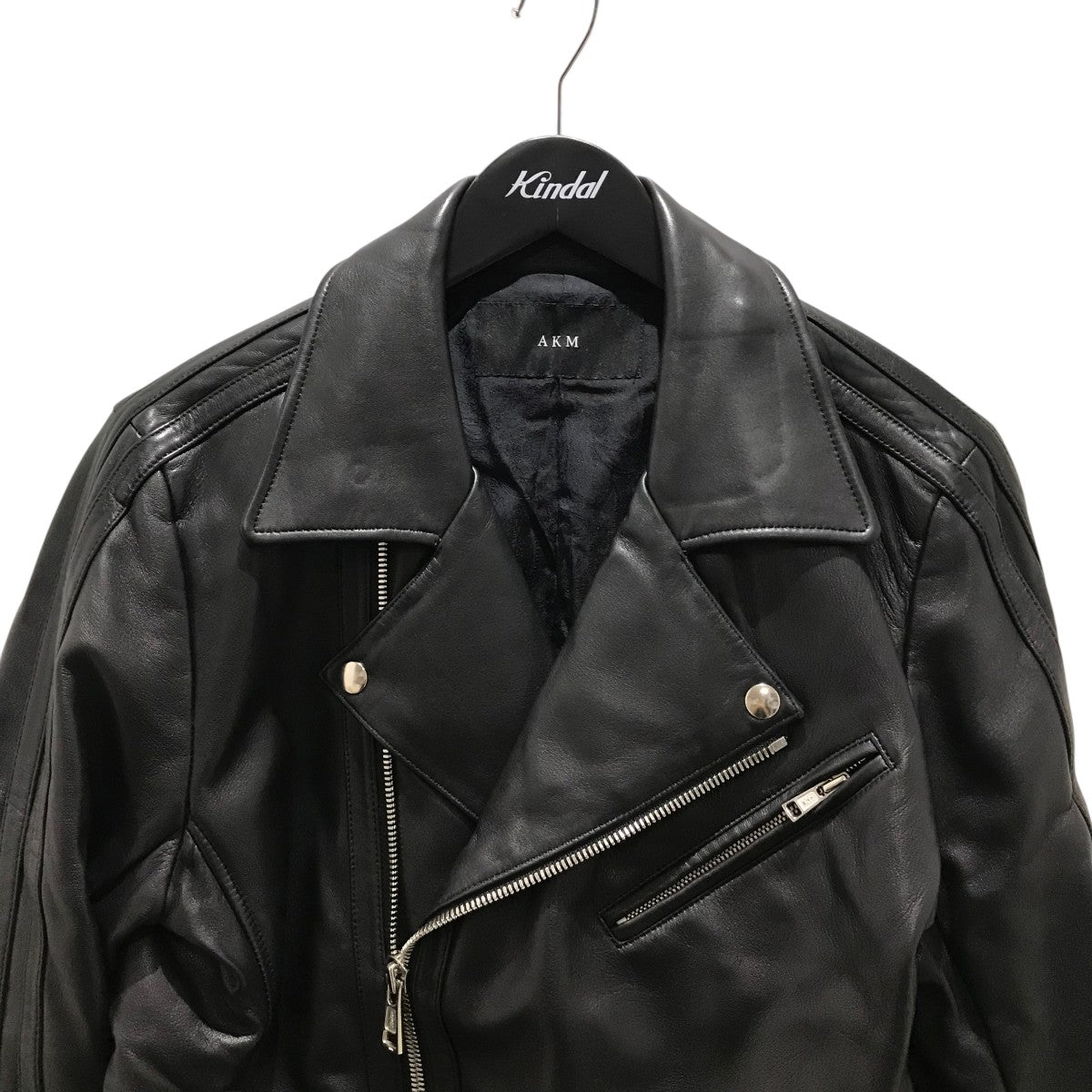 AKM(エイケイエム) SENAラムレザーダブルライダースジャケットB344