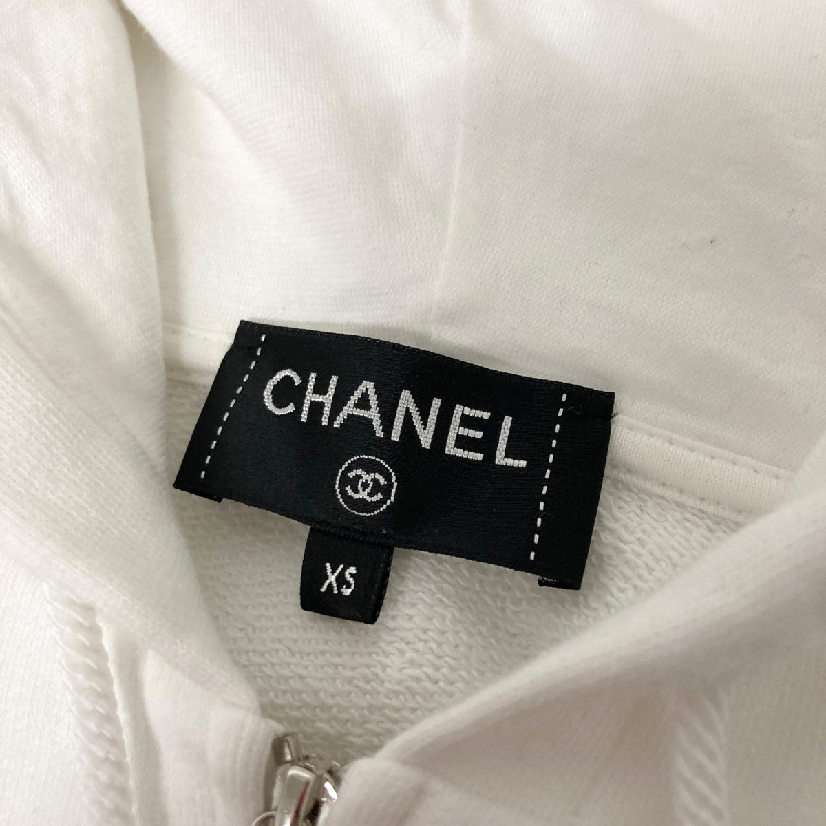 CHANEL(シャネル) グラフィティ ロゴ パーカージップパーカー