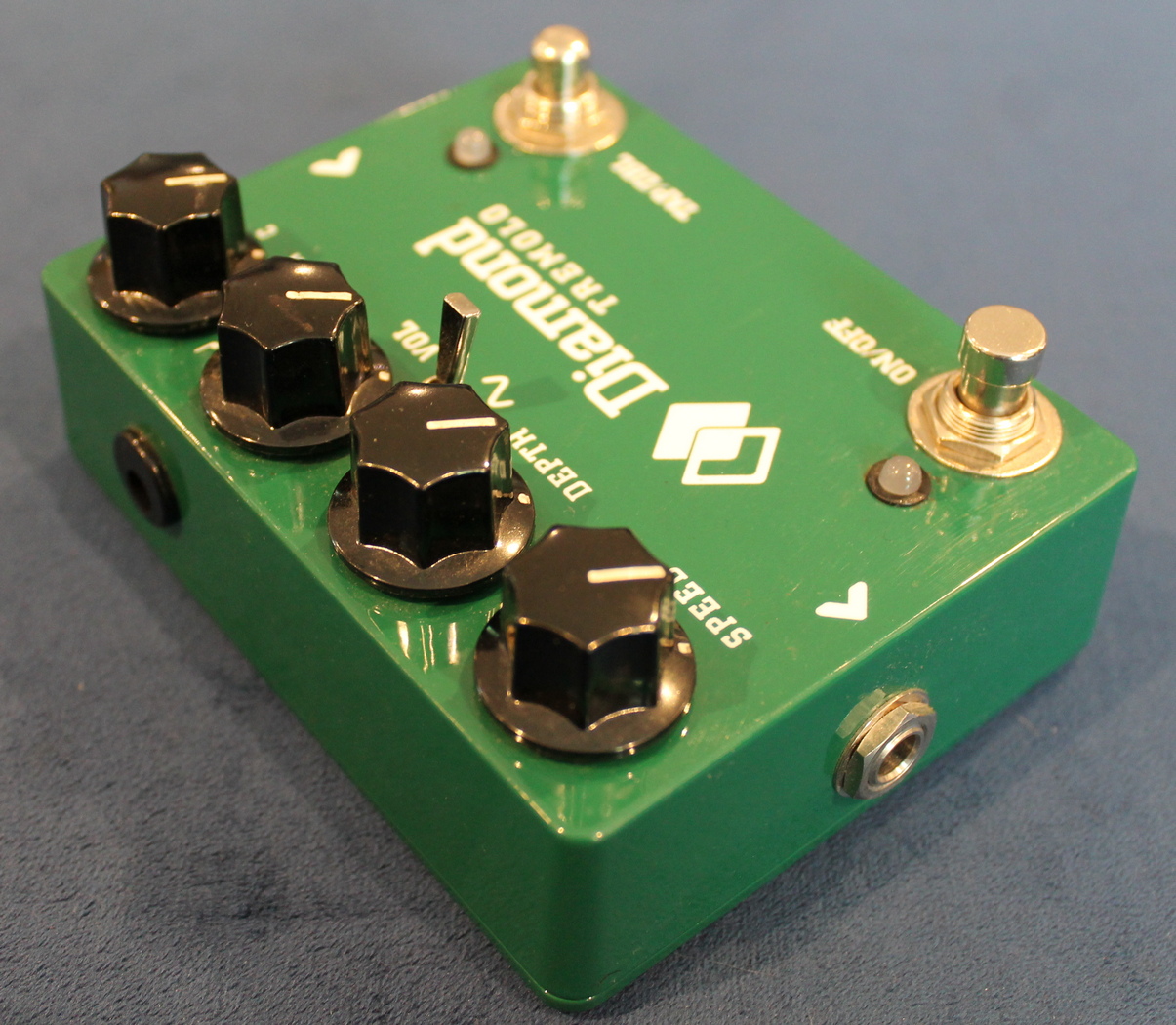 Diamond Tremolo 希少 V1 Tremolo – Diamond Pedals