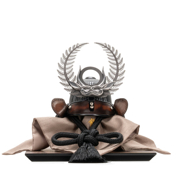 五月人形 全作品一覧｜コンパクトから本格兜まで – 鈴甲子