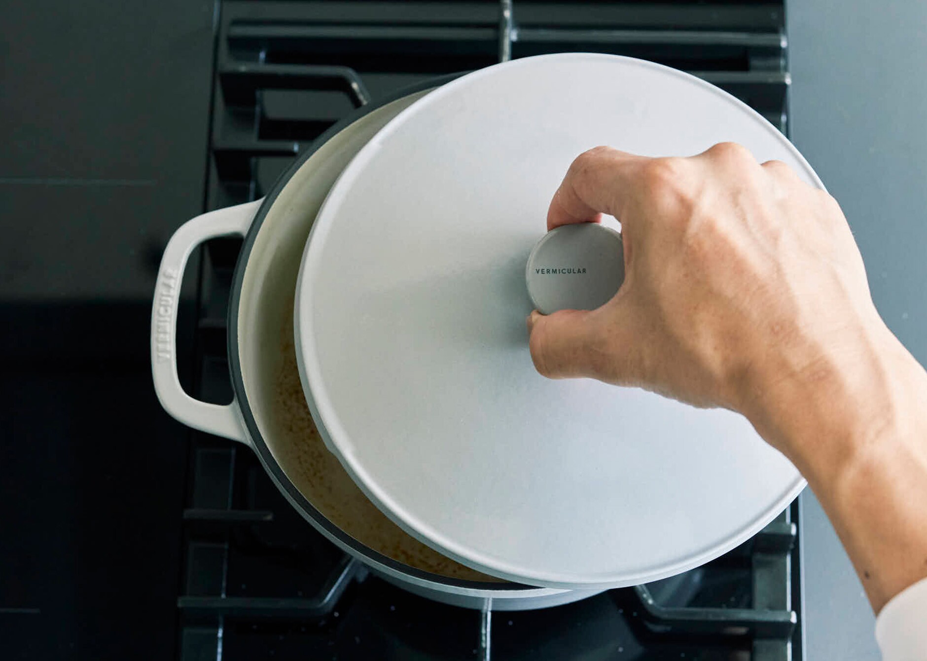 オーブンポット 2 18cm ベーシックノブ＆リッドスタンド[マット