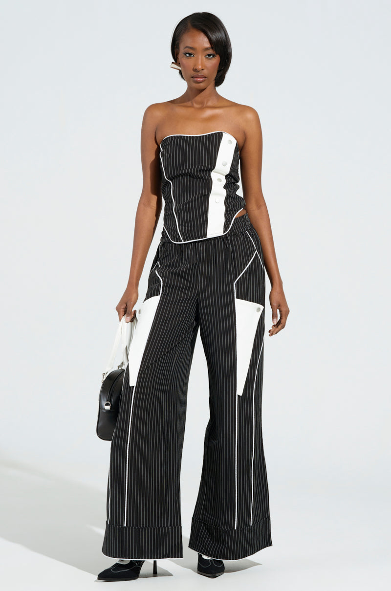 STRICTLY BUSINESS PINSTRIPE PANT – AKIRA