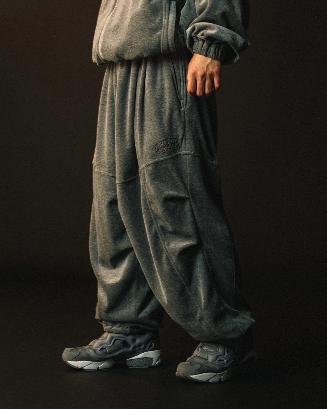 TIGHTBOOTH - Velour Balloon Pants - 3 Colors