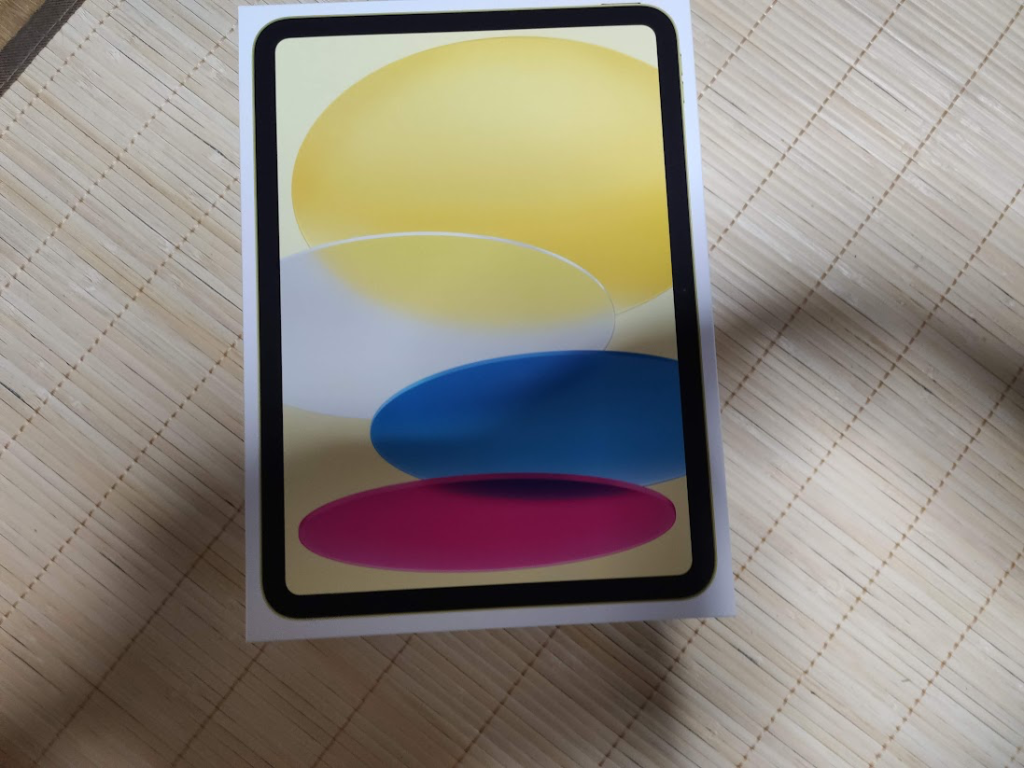 比較】iPad無印は第9世代と第10世代どっちがいい？ - 重藤録