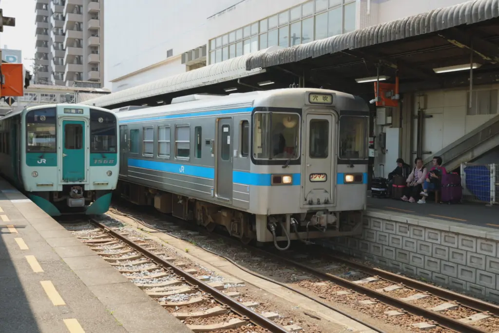 JR四国 1000形の徳島運用の全てを路線別に解説 | Shikokuレールノート