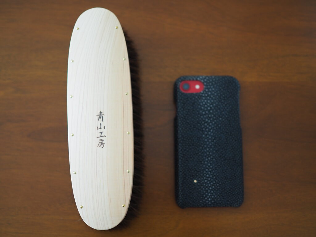 青山工房のカシミヤ対応手植え洋服ブラシ【服好きにおすすめのふるさと