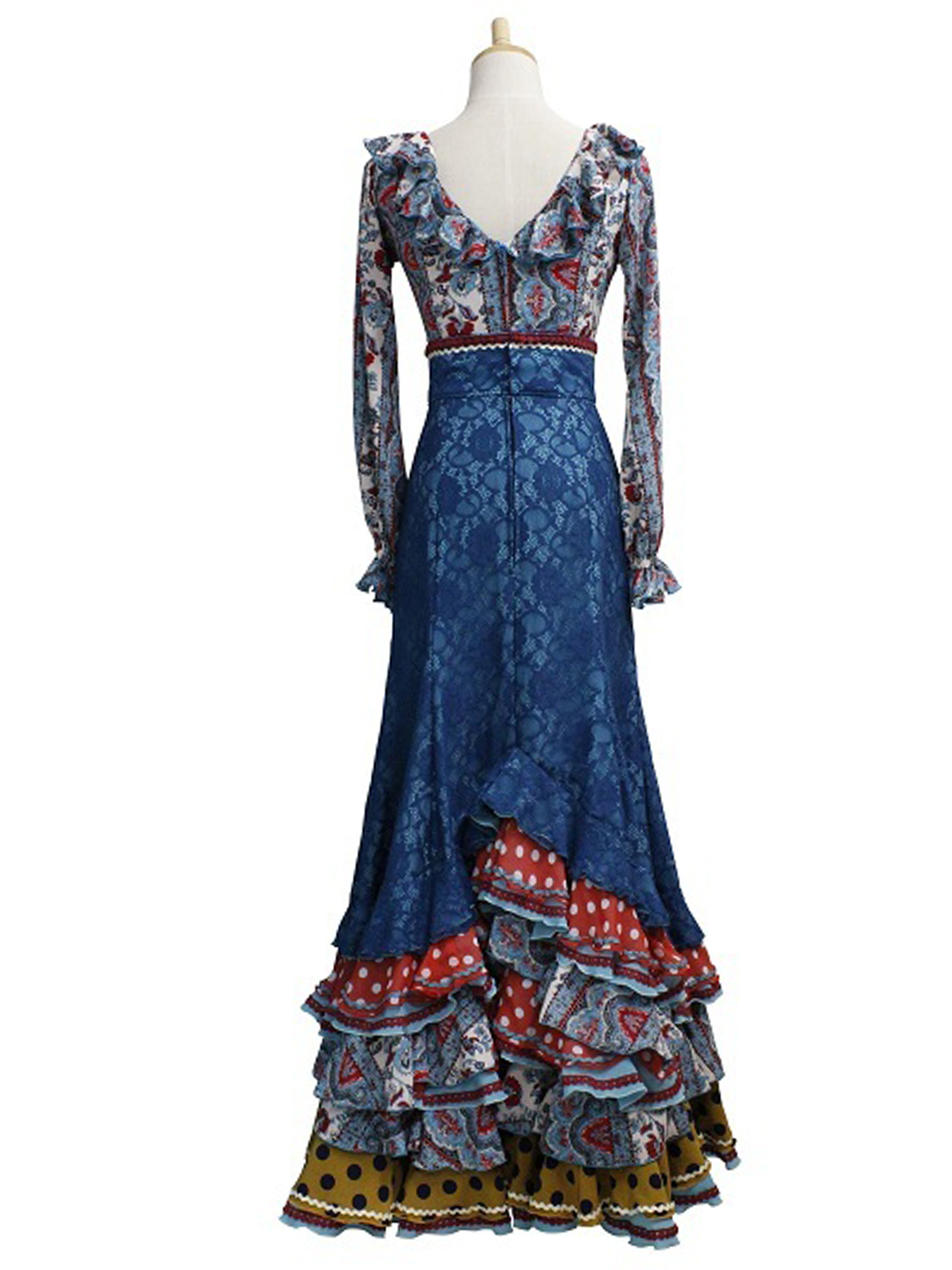 Sonia Johnes | フラメンコ衣装のソニア・ジョーンズ 公式ブランドサイト