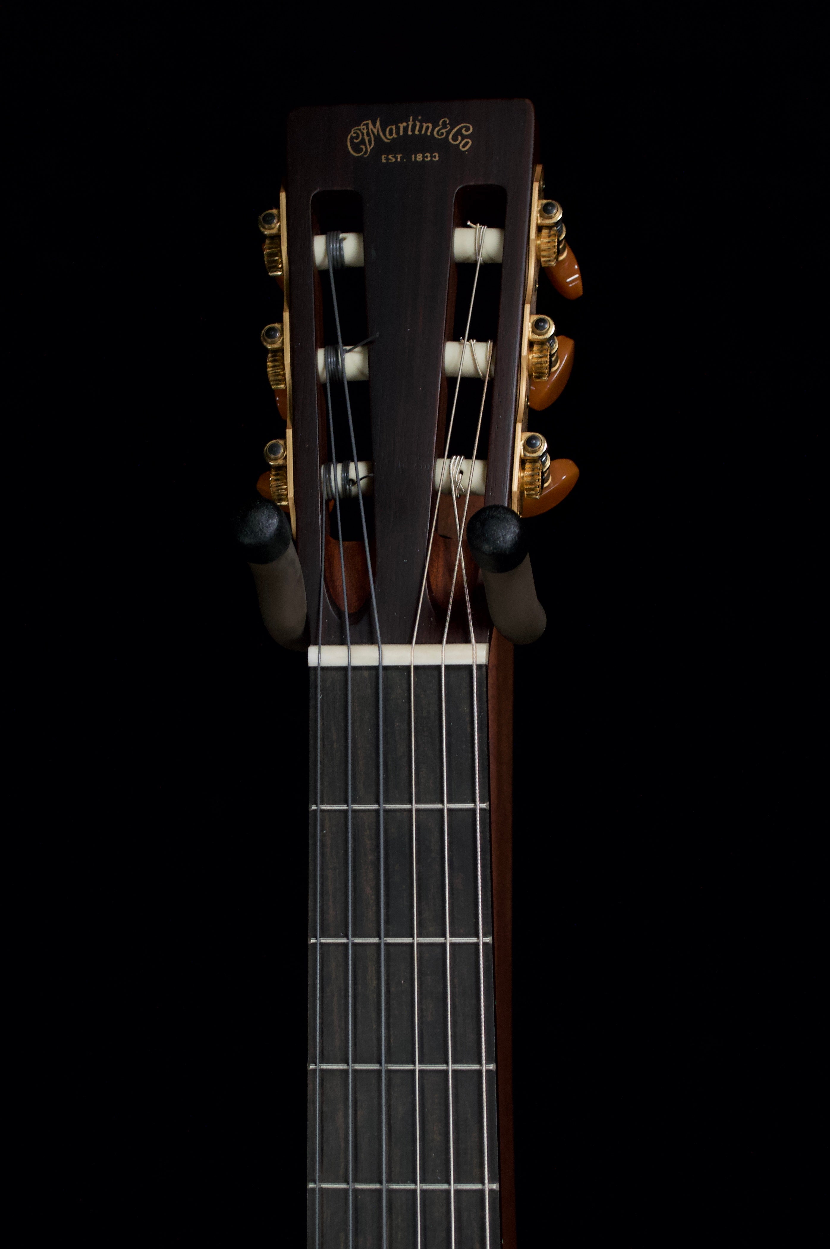 ✓ Martin 000C12-16E Nylon Left-handed Acoustic Guitar – Southpaw