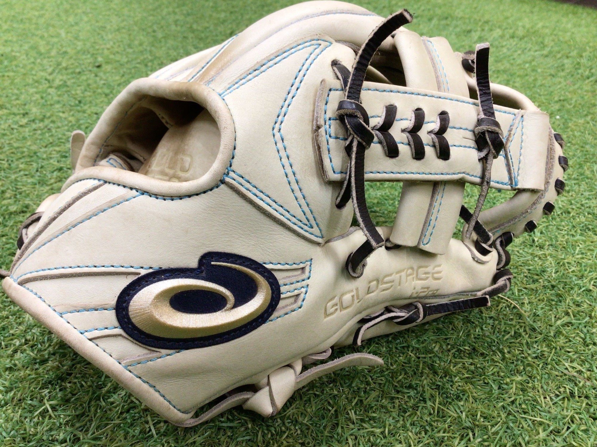 硬式用内野用asics GOLD Stage (トレーニンググラブおまけ付き) 楽天