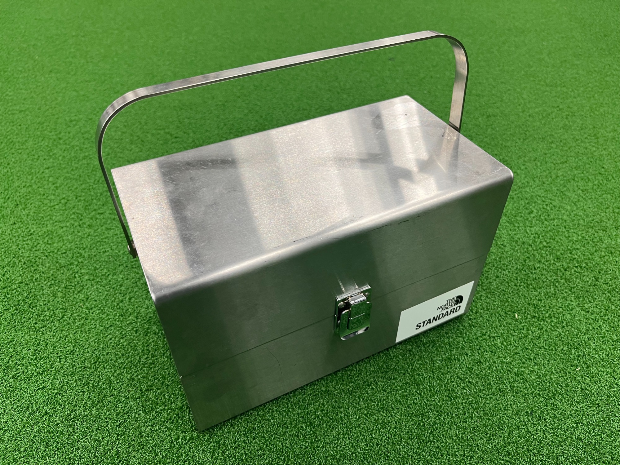 クッキングシーンにワンポイント！コールマンのステンレススパイス