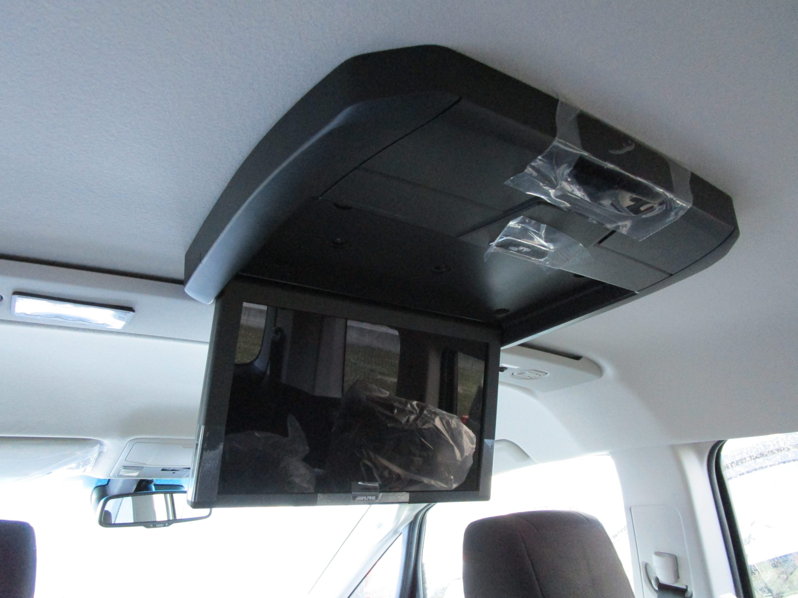 アルパイン製 12.8型後席モニター 取付ブラケット | MDF EQUIPMENT