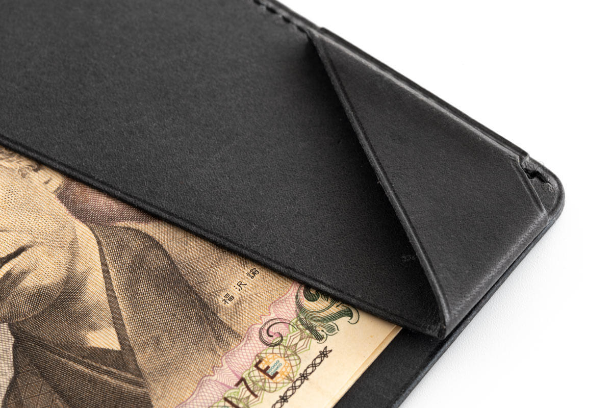 未体験の薄さへ カードレス時代のミニマル財布「Hitoe® Fold Less