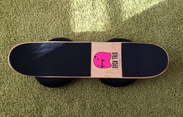 部屋の中でスケボーの練習」SYCK TRIX（シック・トリックス）を買ってみた