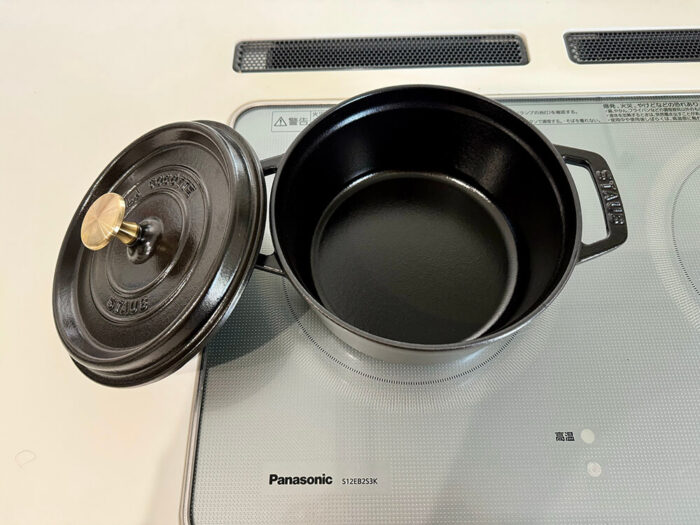 レビュー】ストウブ鍋18cmを購入。サイズや使い勝手、作った料理と