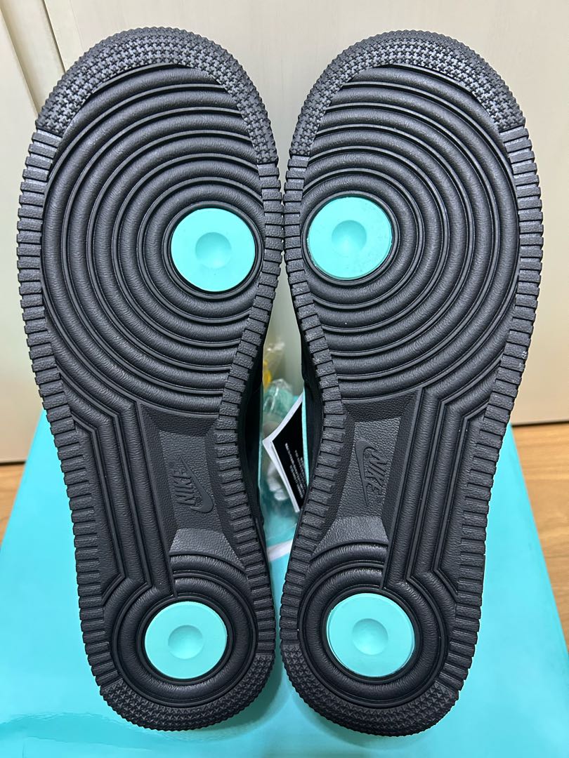 ティファニー × ナイキ エアフォース1 ロー 