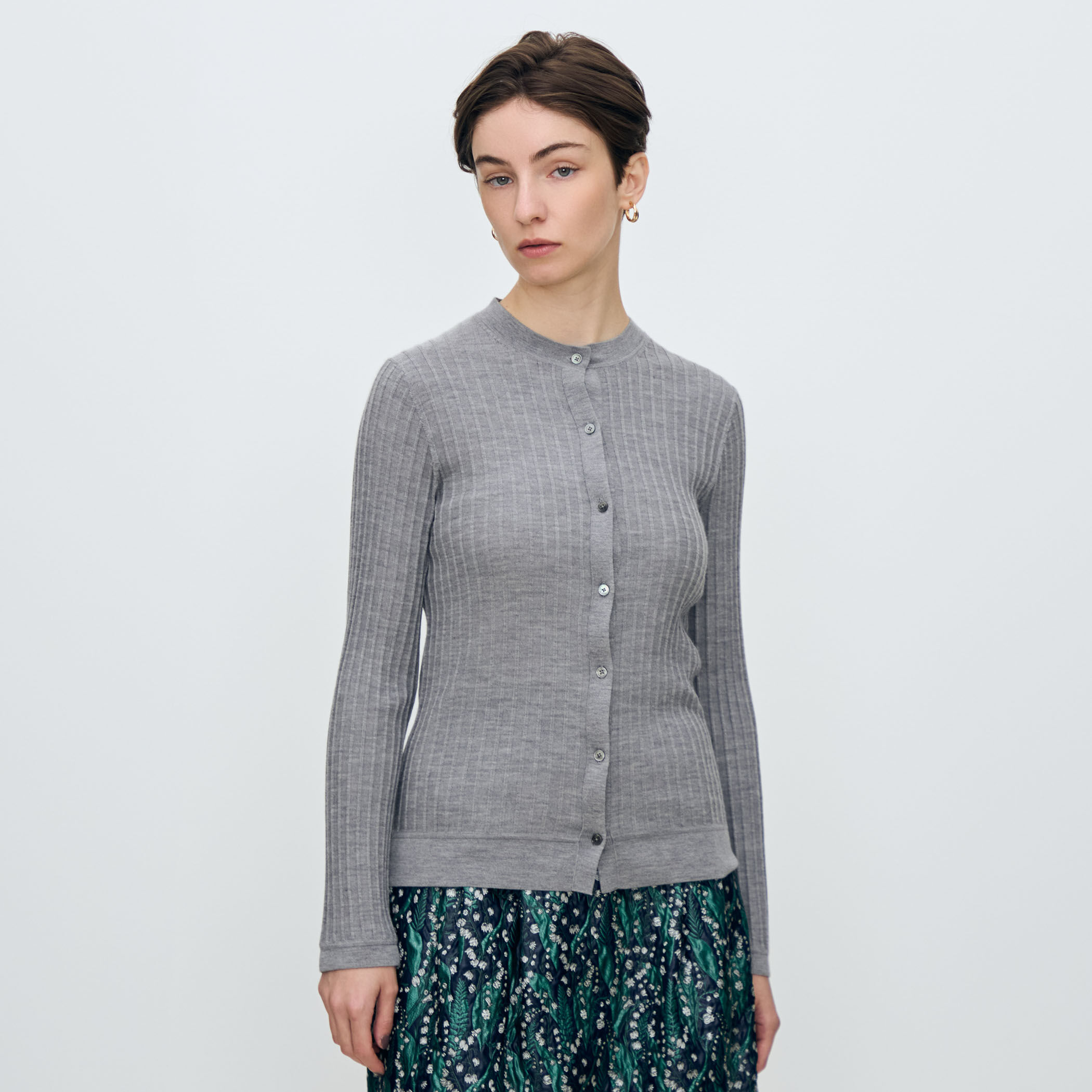 カシミヤシルクリブ クルーネックカーディガン｜トゥモローランド 公式通販