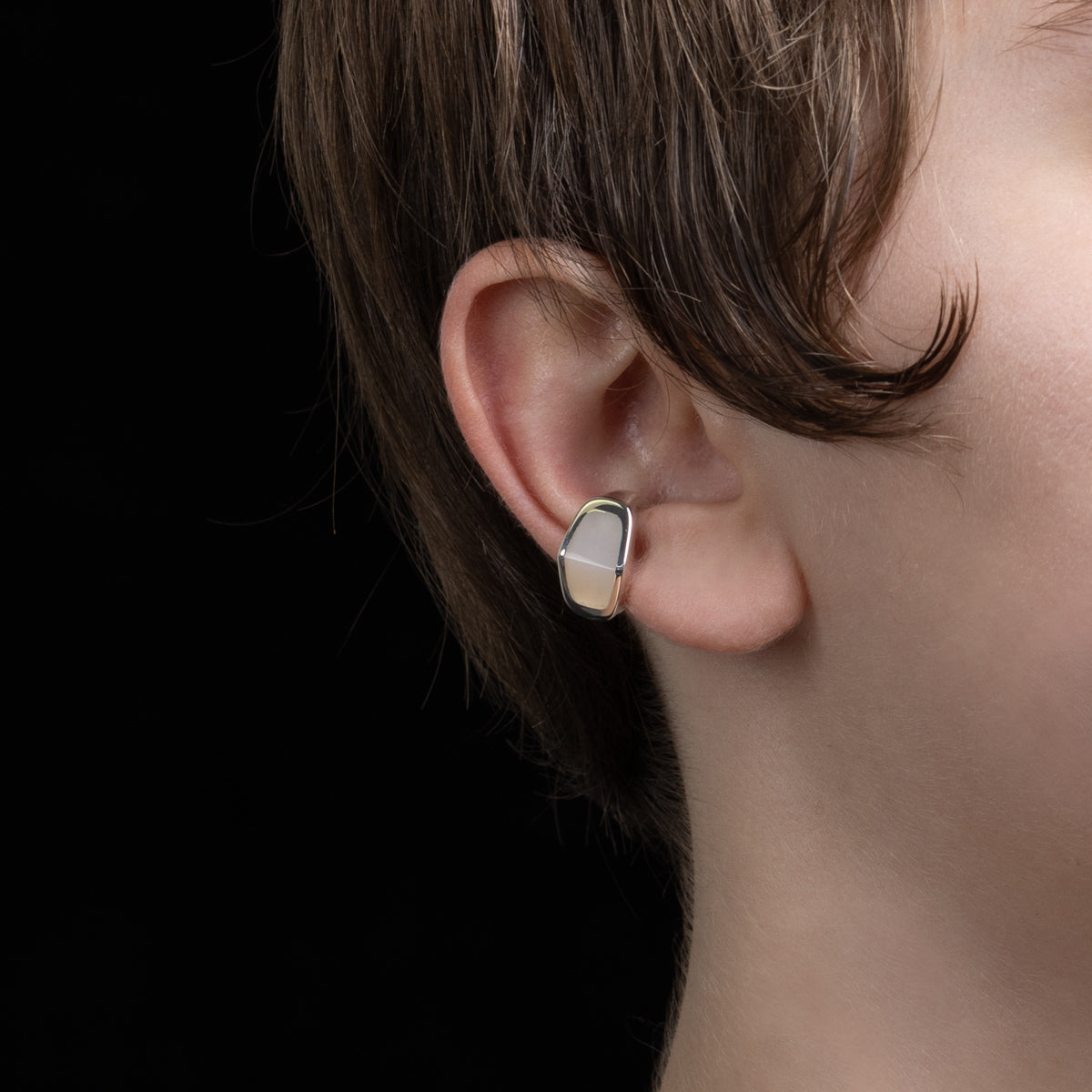 agete 34th K5ピアスチャーム ホワイトラブラドライト 向日葵 完売