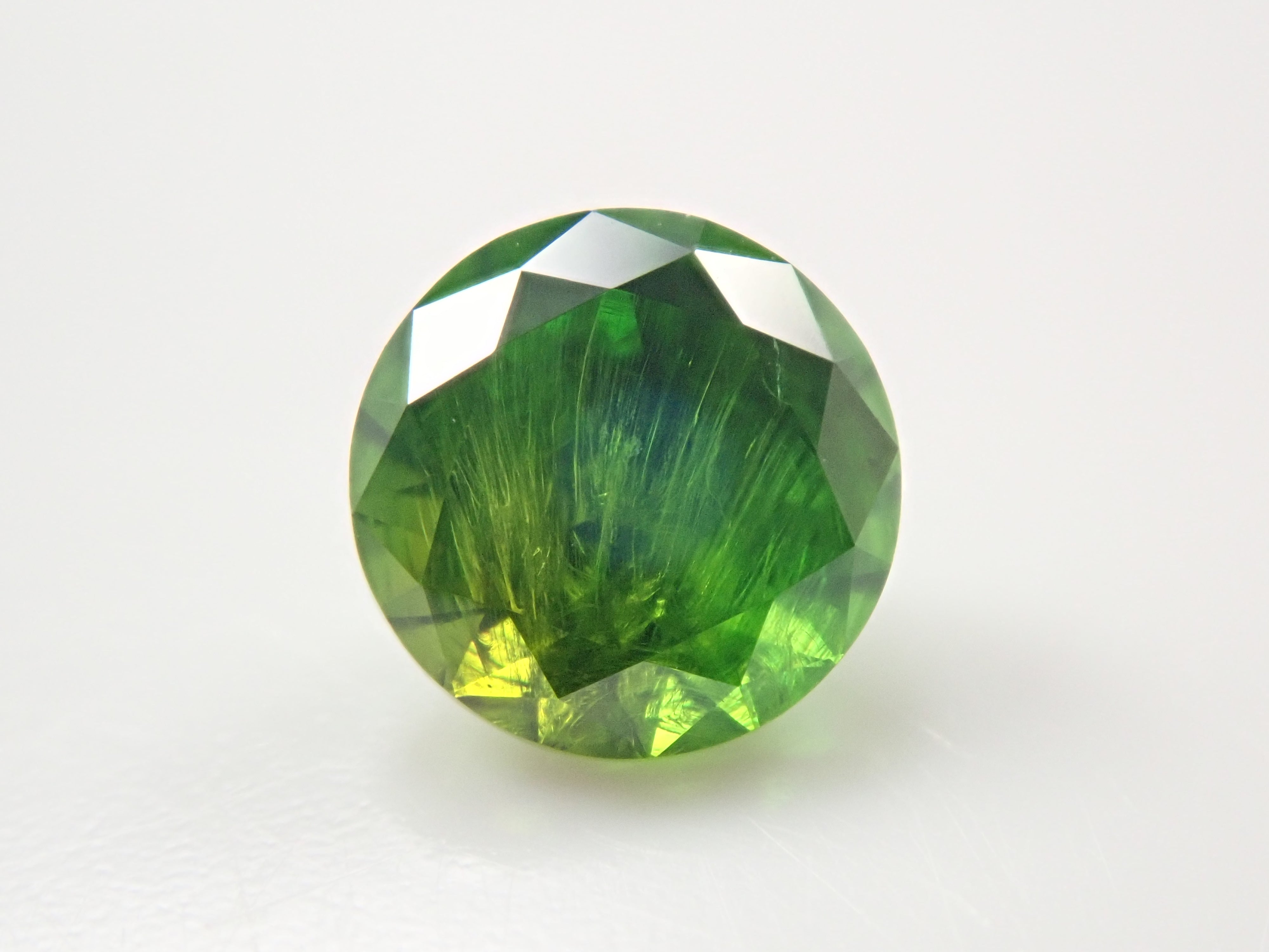 ロシア産デマントイドガーネット（ホーステール認む） 0.464ctルース