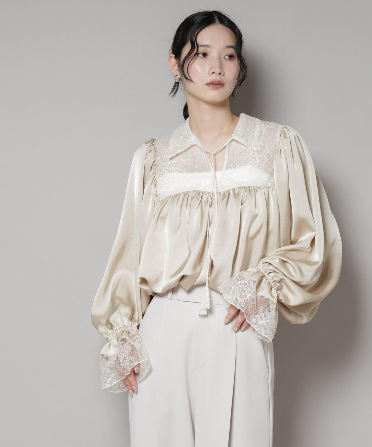 レース コンビ ギャザー ブラウス