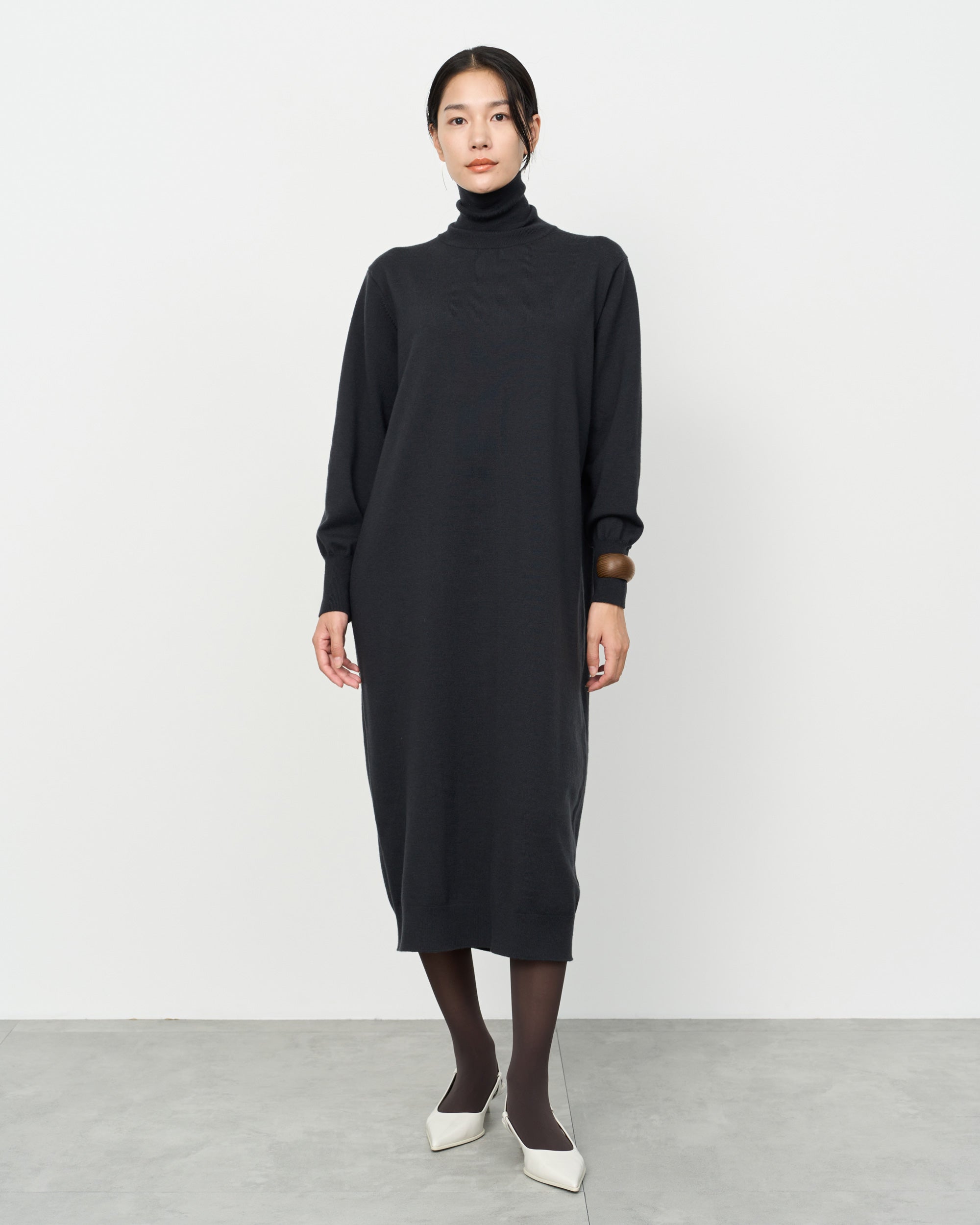 ウール混ニットワンピース - SOÉJU online store｜上質な大人の女性の