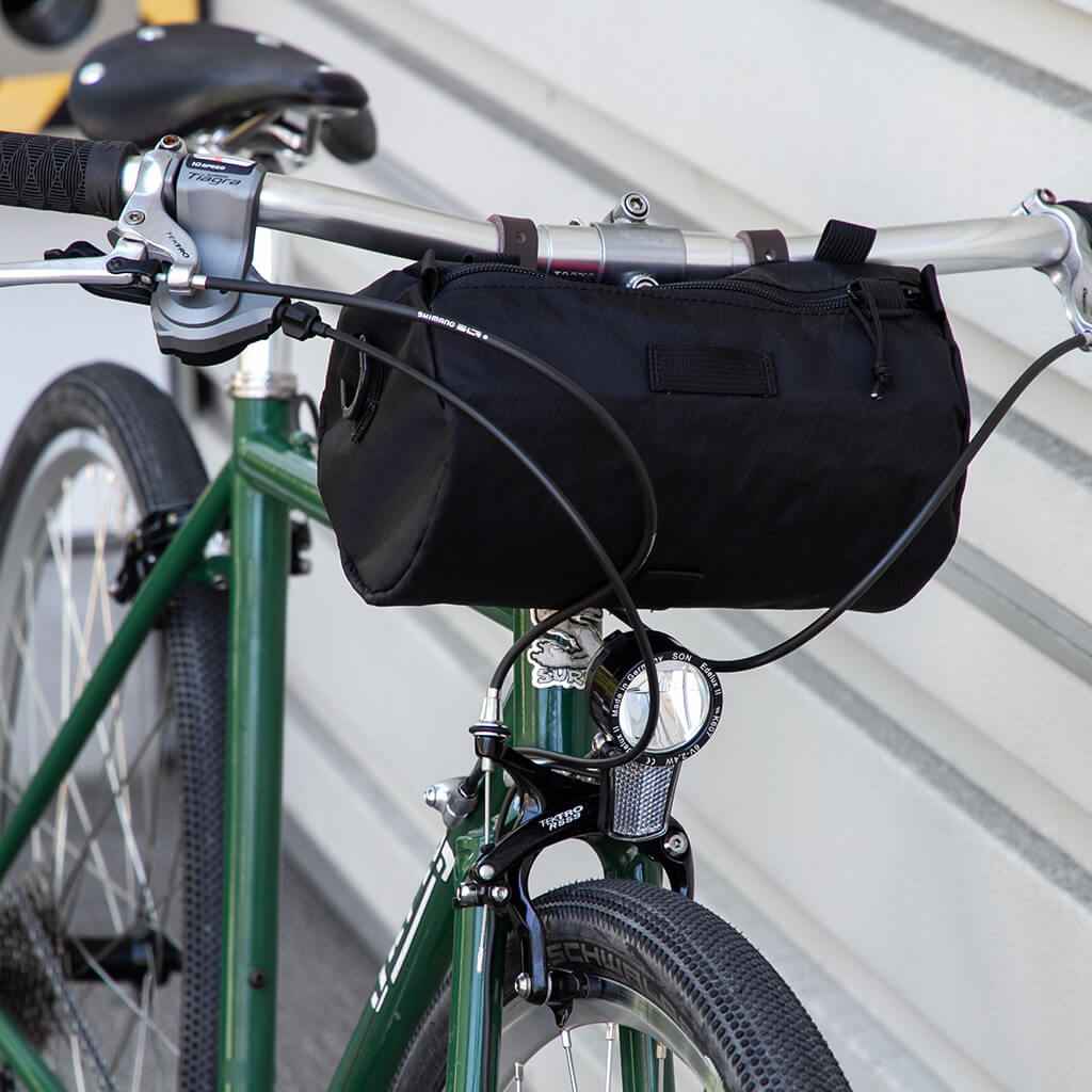 SWIFT INDUSTRIES* bandito bicycle bag (ecopak/black) - BLUE LUG