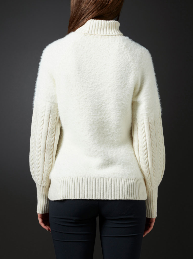 LUXE】ケーブルグラデーションセーター | デサントゴルフ公式