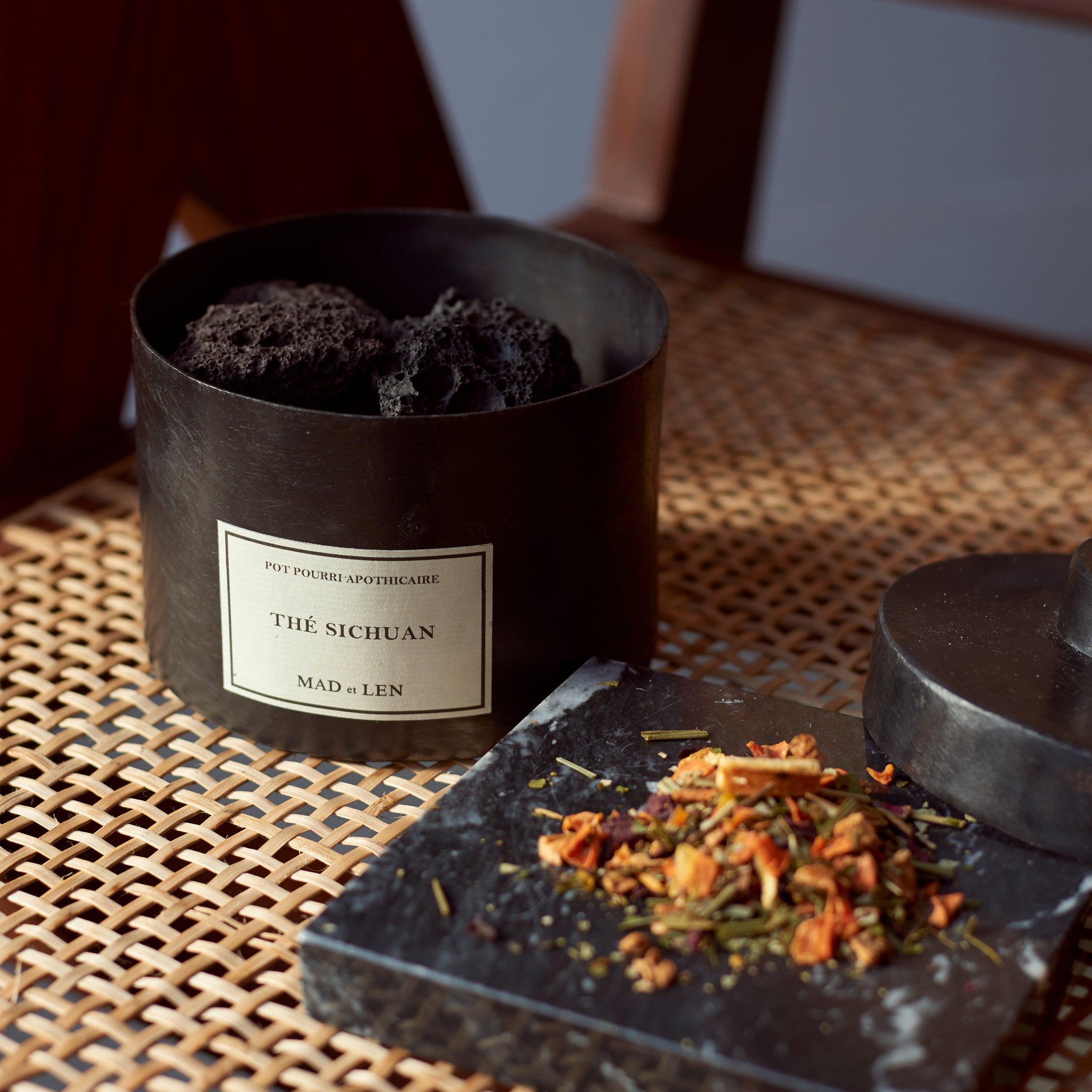 1点限り】マドエレンMad et Len LILINEROLI ミニ 琥珀色 1点限り