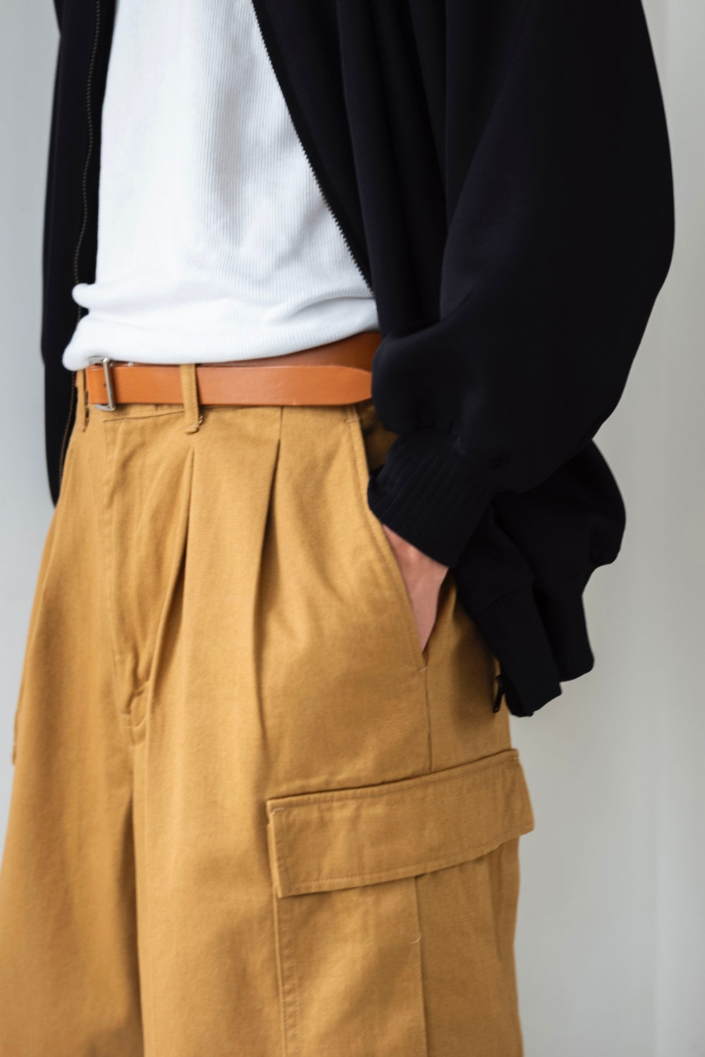 Theren Dye Cargo Shorts | cliché