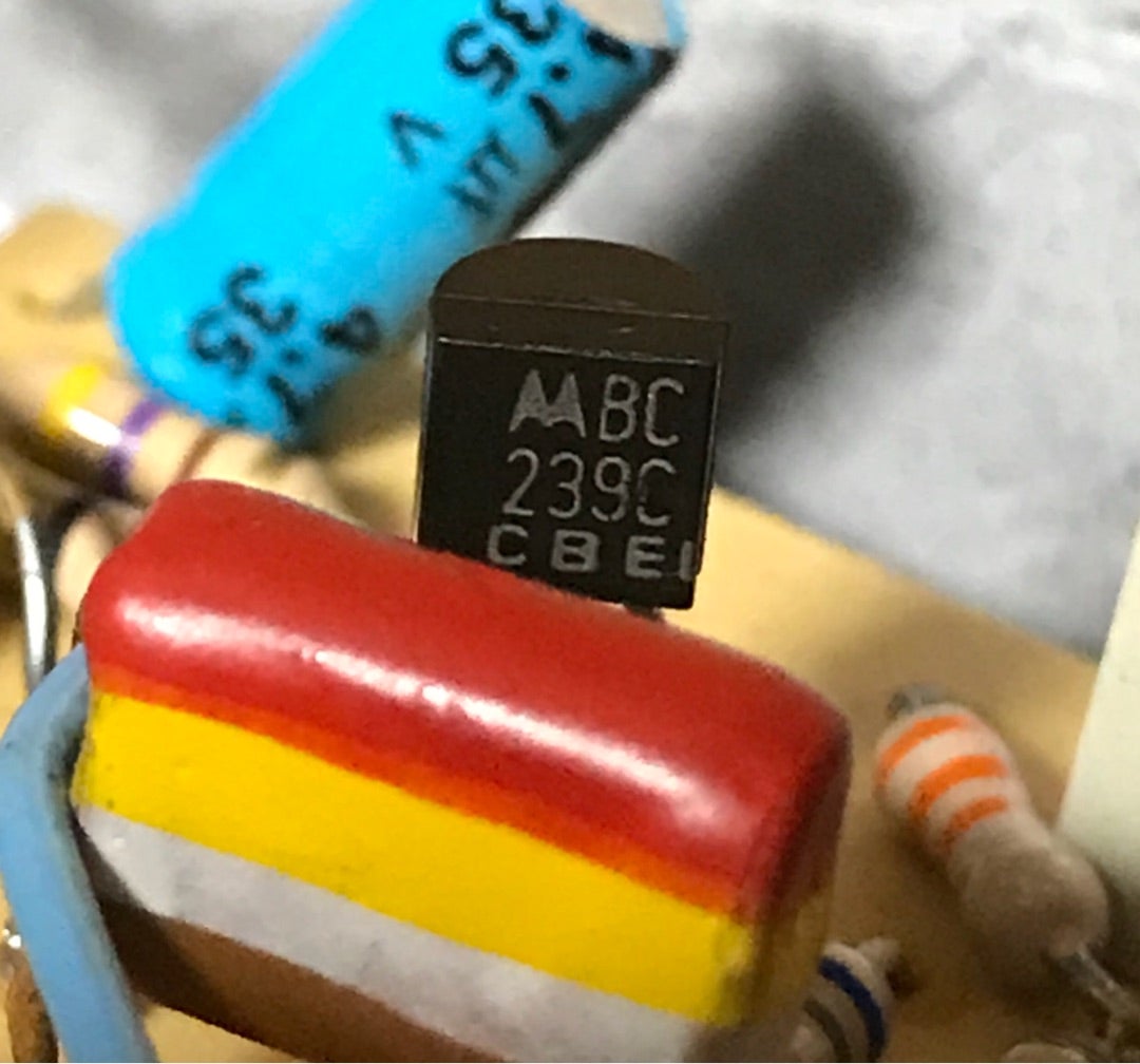 Jen Crybaby SUPER 赤Fasel トロピカルフィッシュ | ギターダー 〜工房