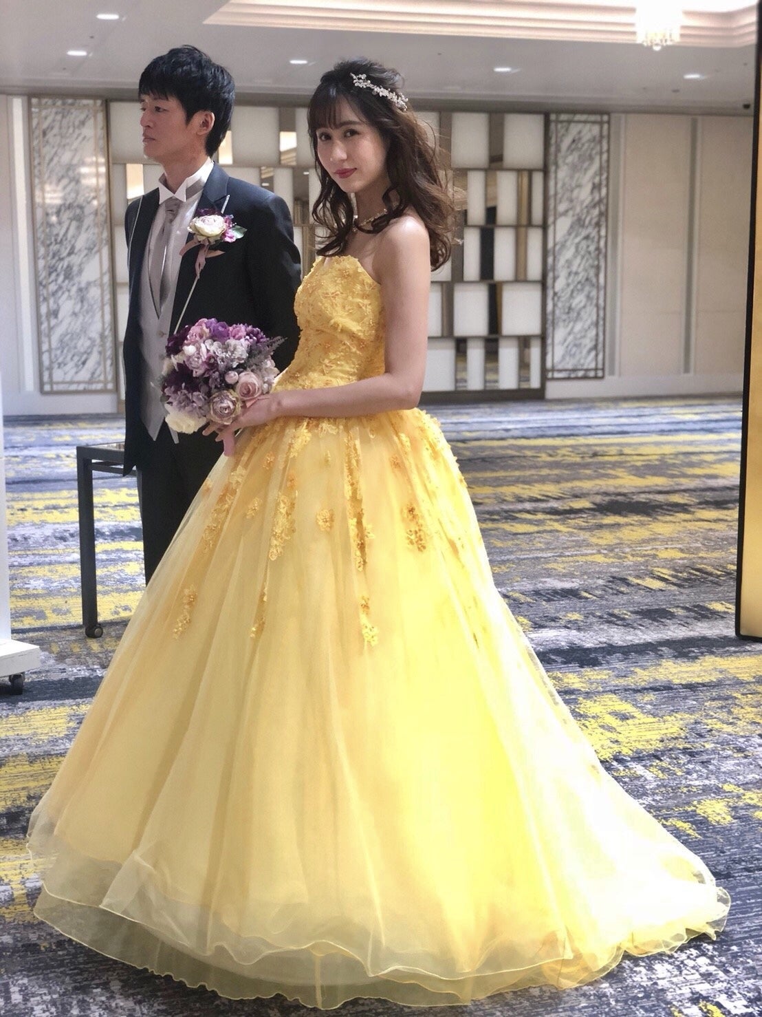 ディズニーの美女と野獣をイメージ♪イエローのカラードレスでベルの