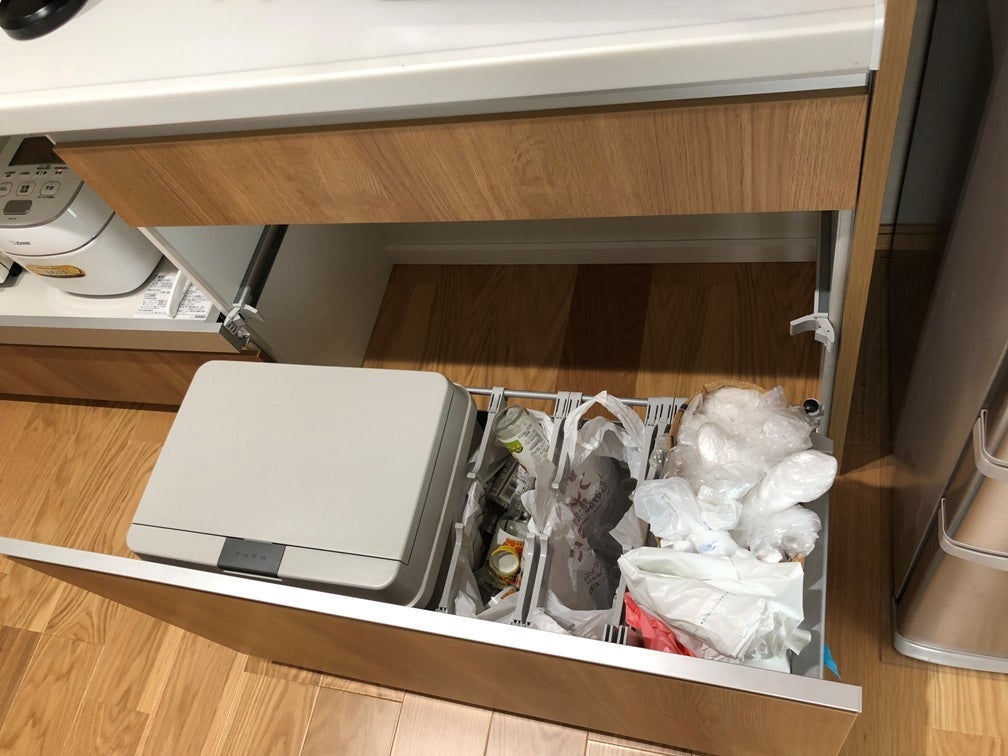 カップボード一体型ダストボックスワゴンについて | 共働き夫婦の家づくり