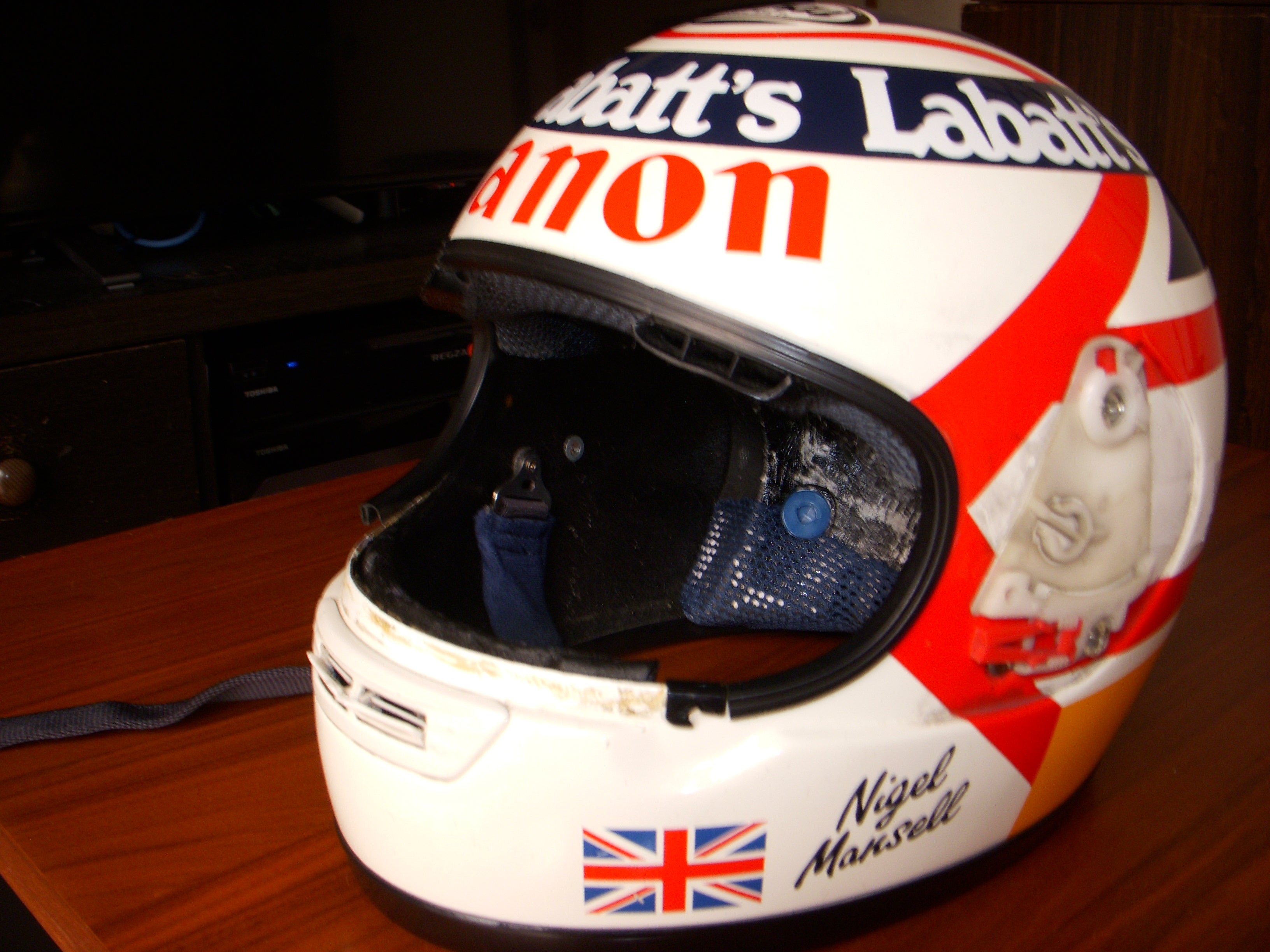 Arai ナイジェル・マンセル レプリカヘルメット ASTRO FS リペア