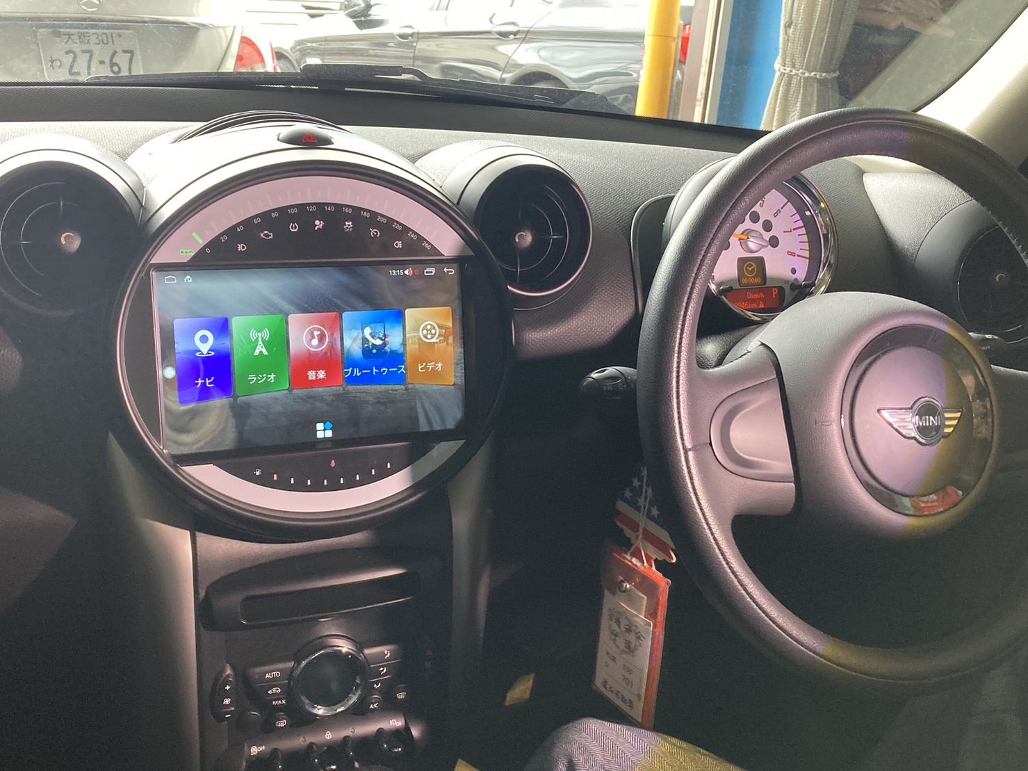 MINICooperにアンドロイドナビ取付しました！！ミニクーパー乗っている