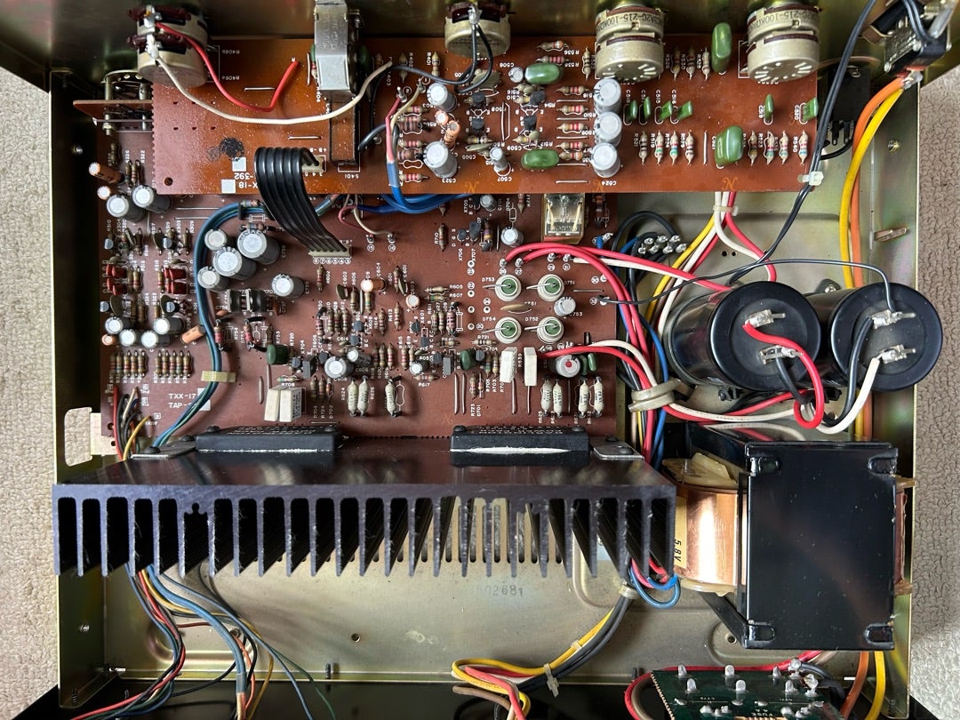 ビクター ☆ VICTOR の ステレオ プリメイン アンプ JAーS31 JA-S31