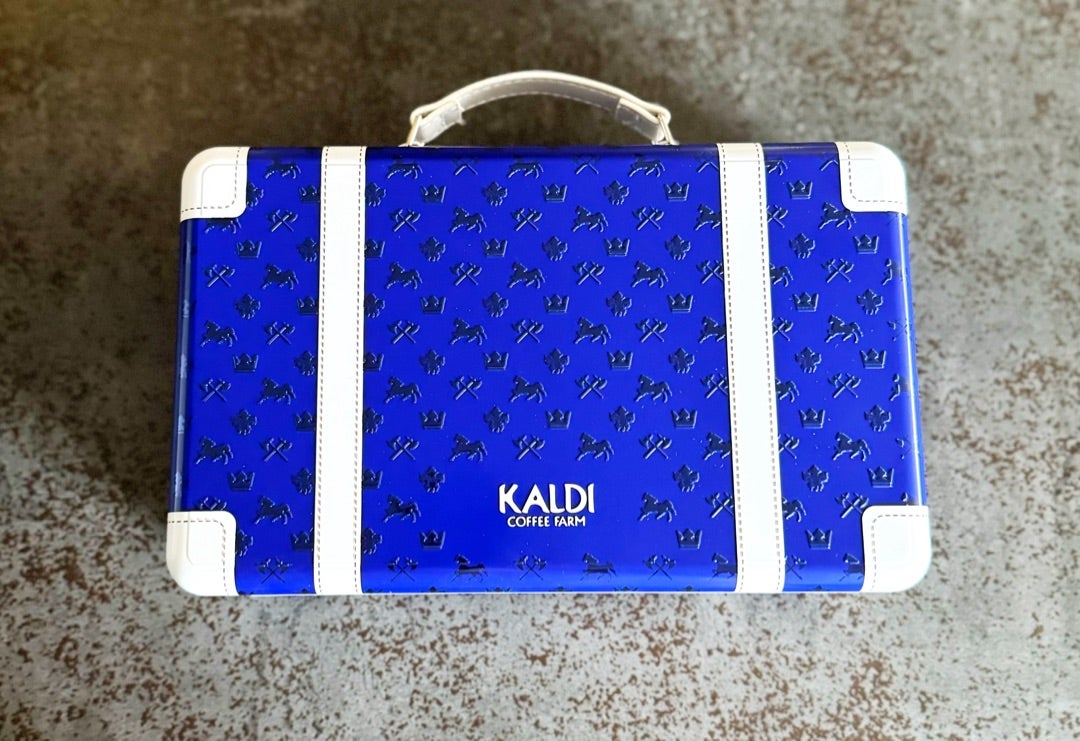 カルディ…一目惚れした数量限定のトランク缶。の、話。 | riyusa日和